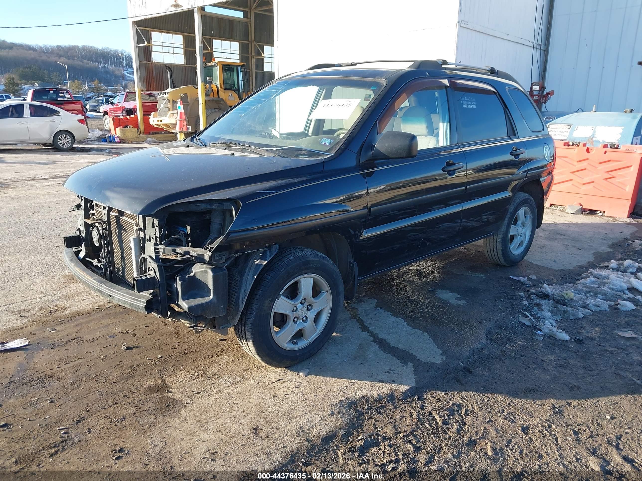 KIA SPORTAGE image 2
