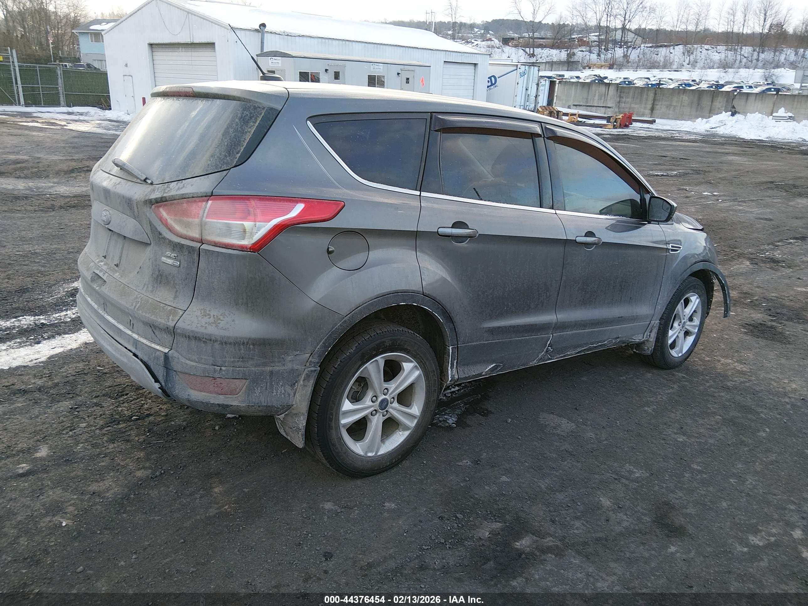 FORD ESCAPE image 4