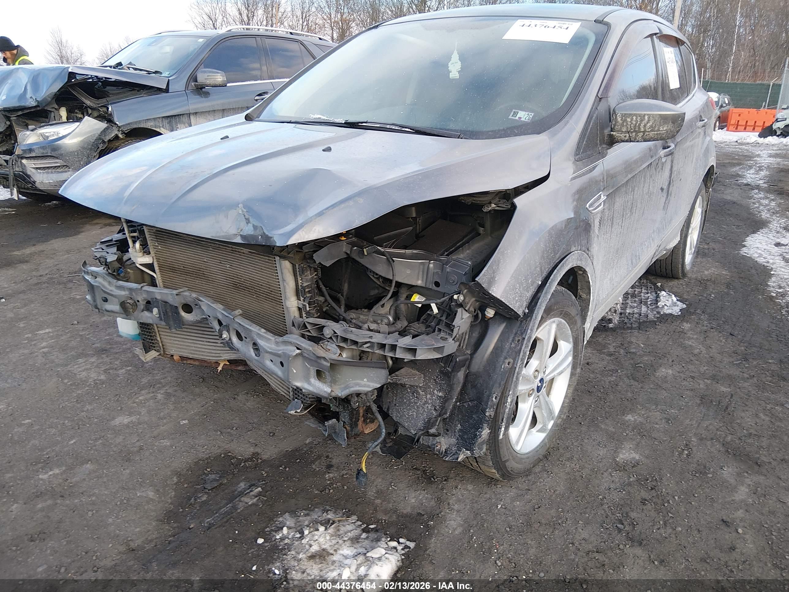 FORD ESCAPE image 6