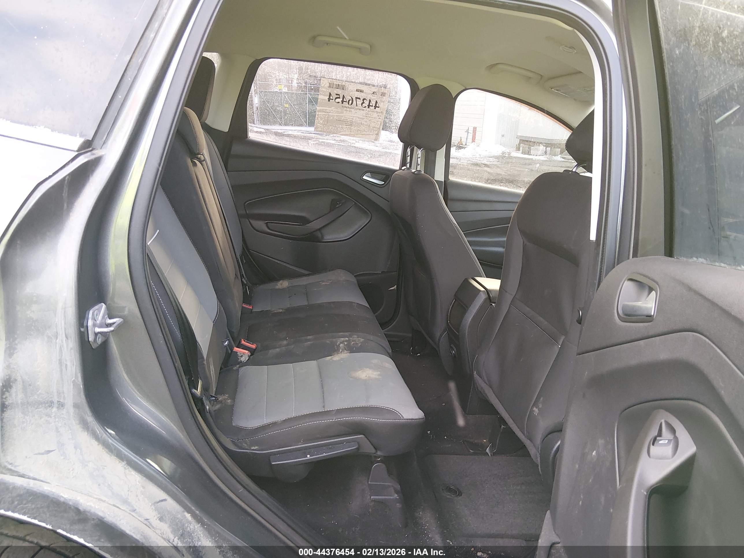 FORD ESCAPE image 8