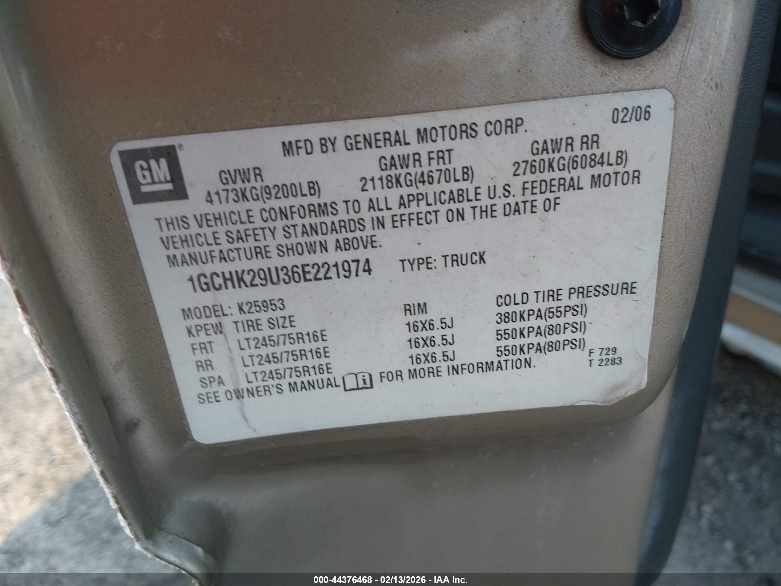 CHEVROLET SILVERADO image 9
