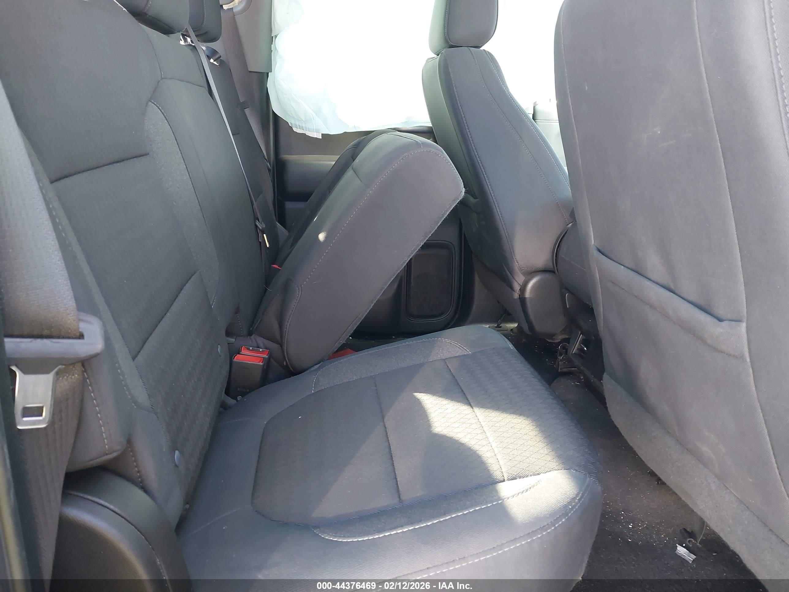 CHEVROLET SILVERADO image 8
