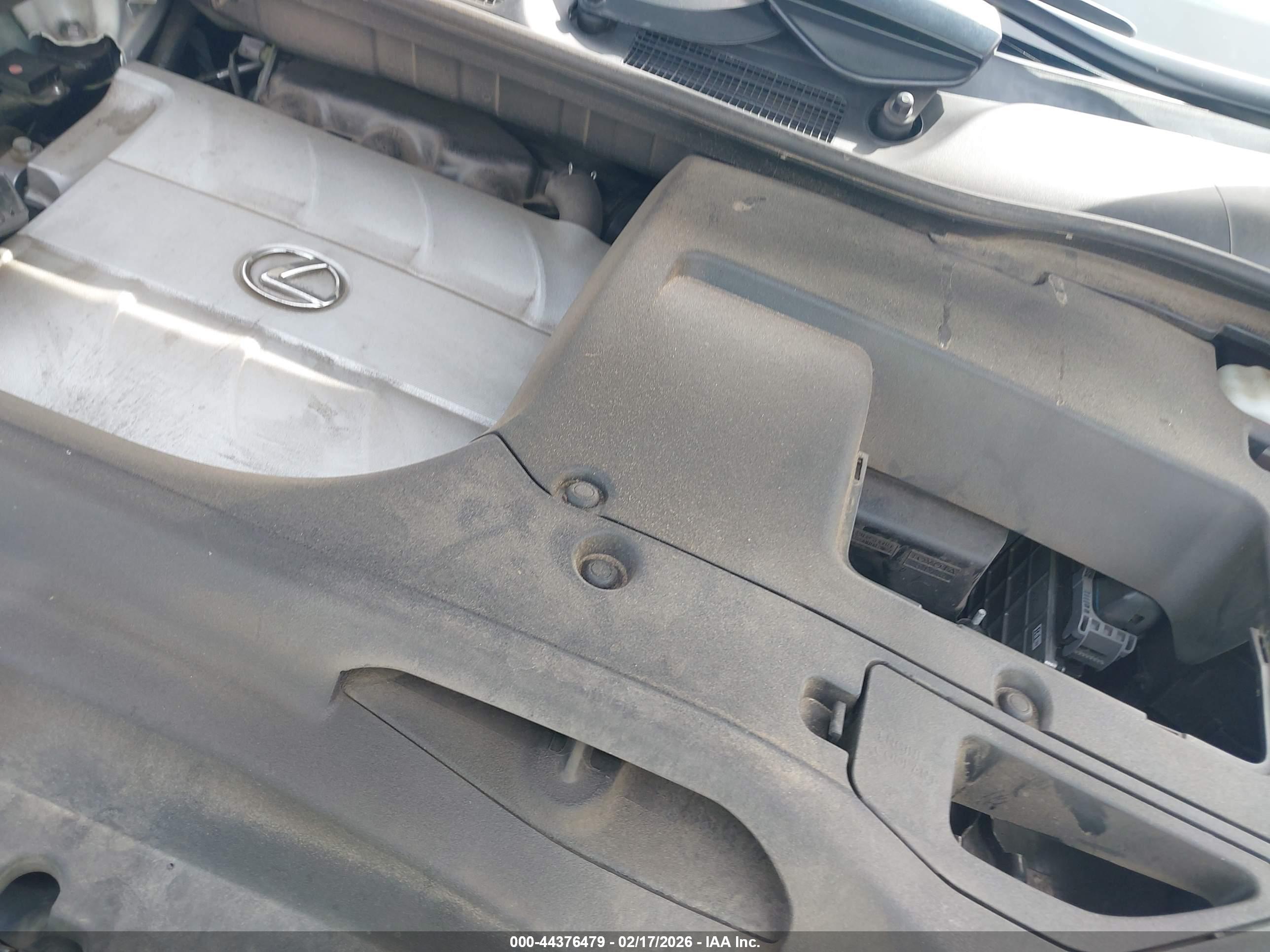 LEXUS RX image 10