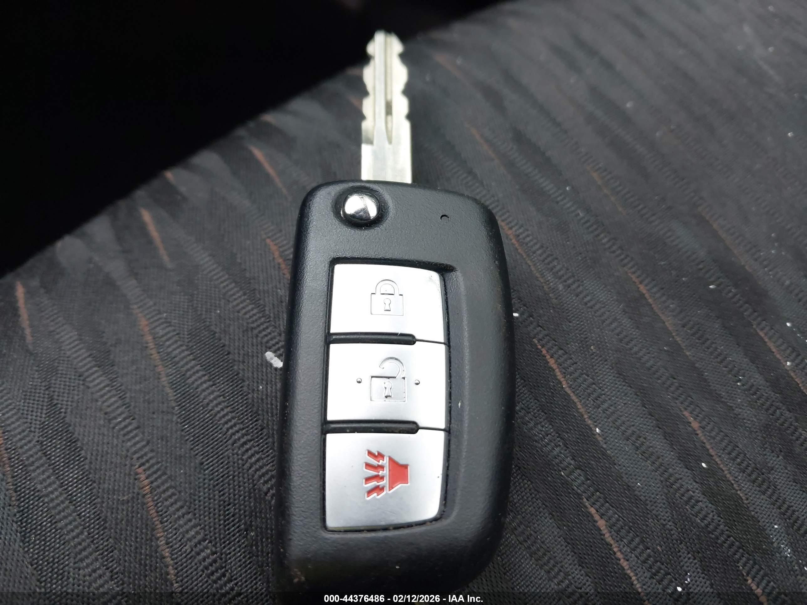 NISSAN ROGUE image 11