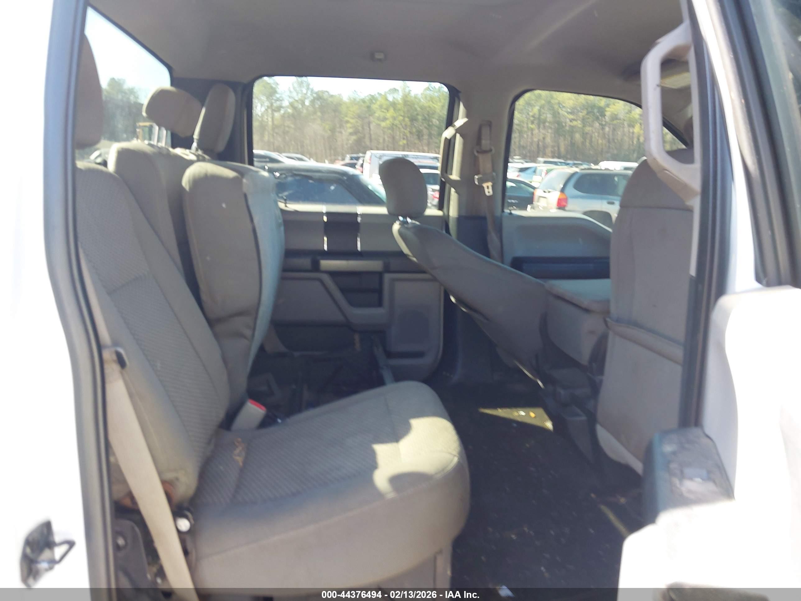 FORD F-250 image 8