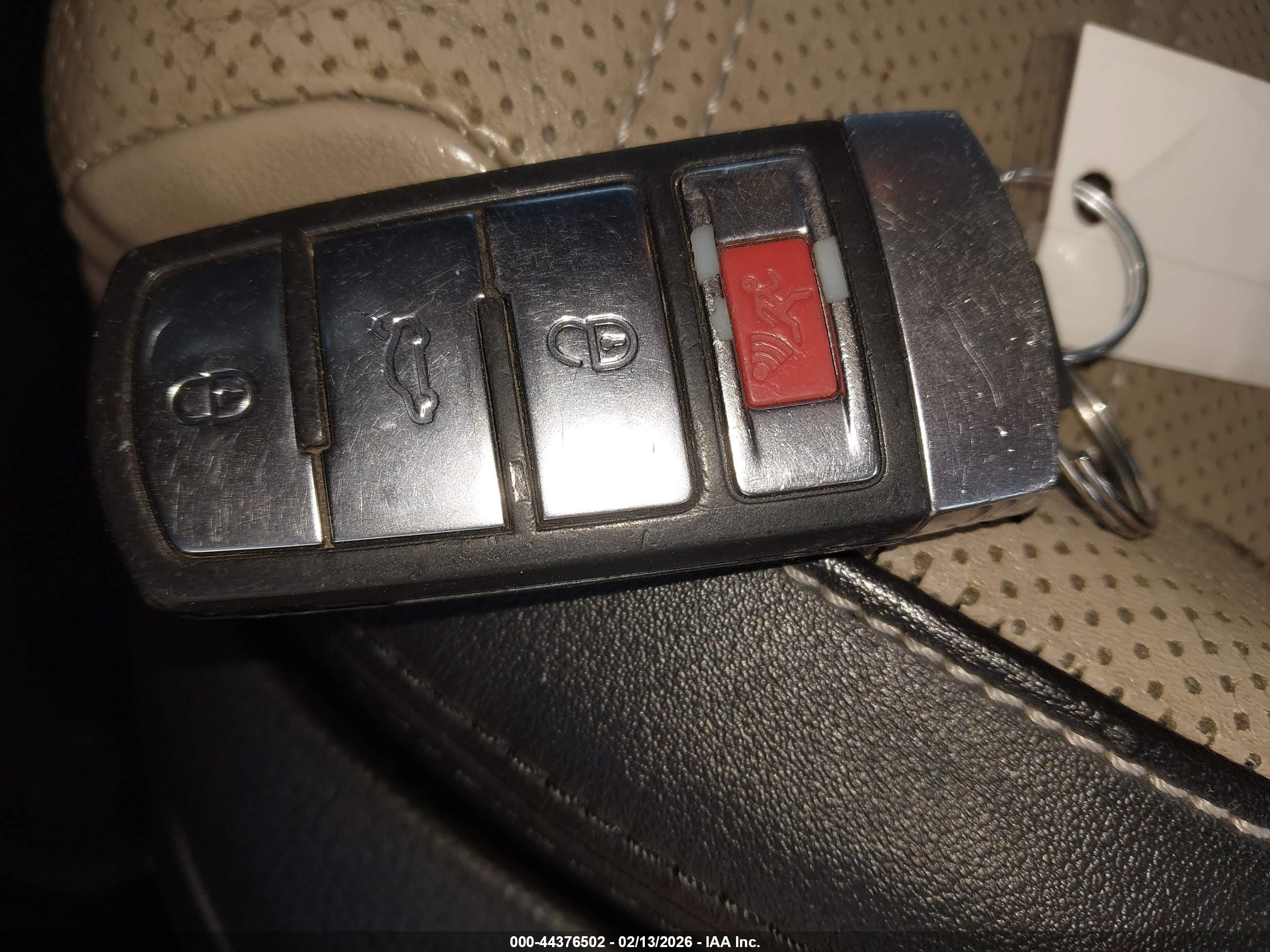 VOLKSWAGEN CC image 11
