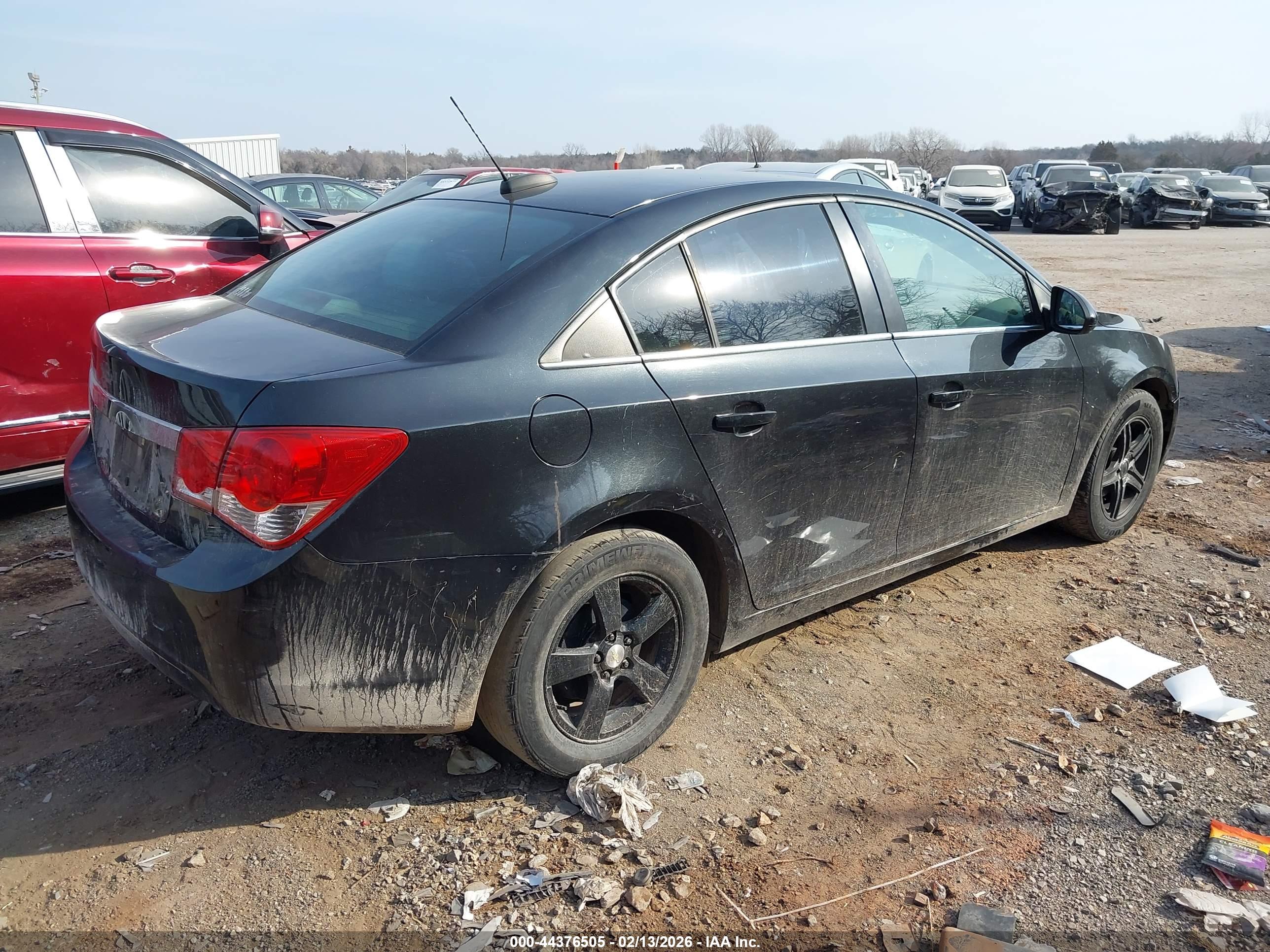 CHEVROLET CRUZE image 4