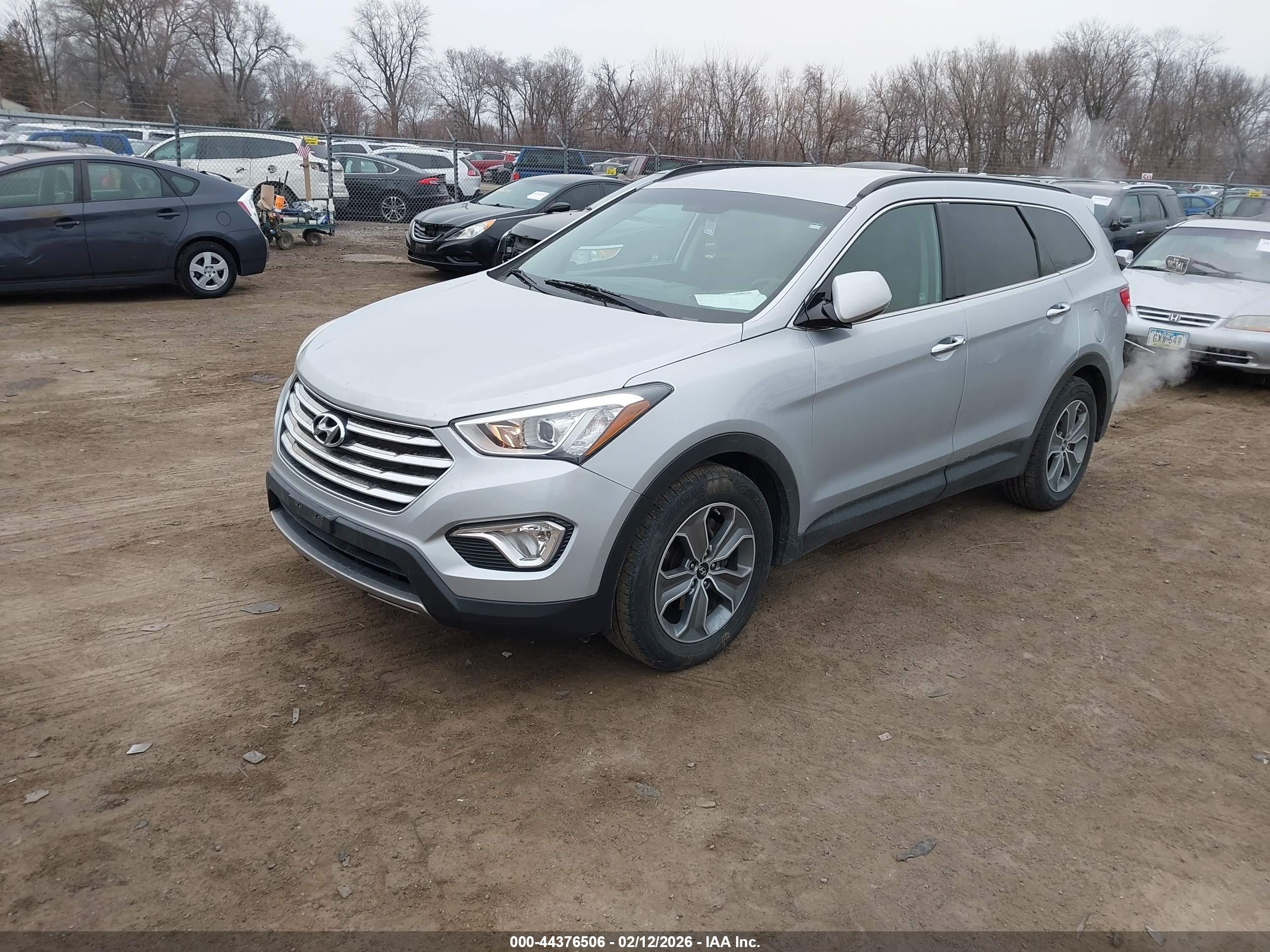 HYUNDAI SANTA image 2