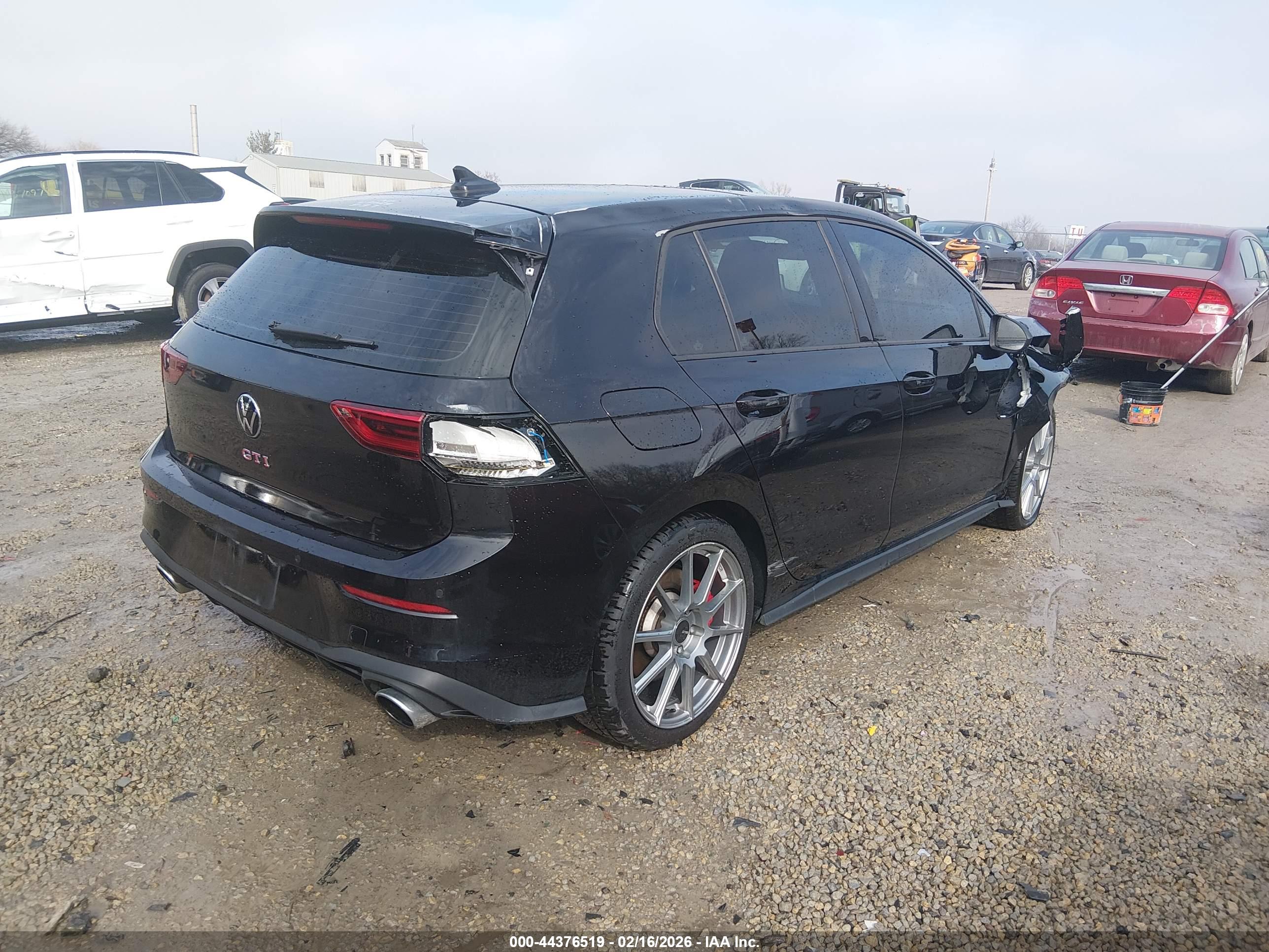 VOLKSWAGEN GOLF image 4