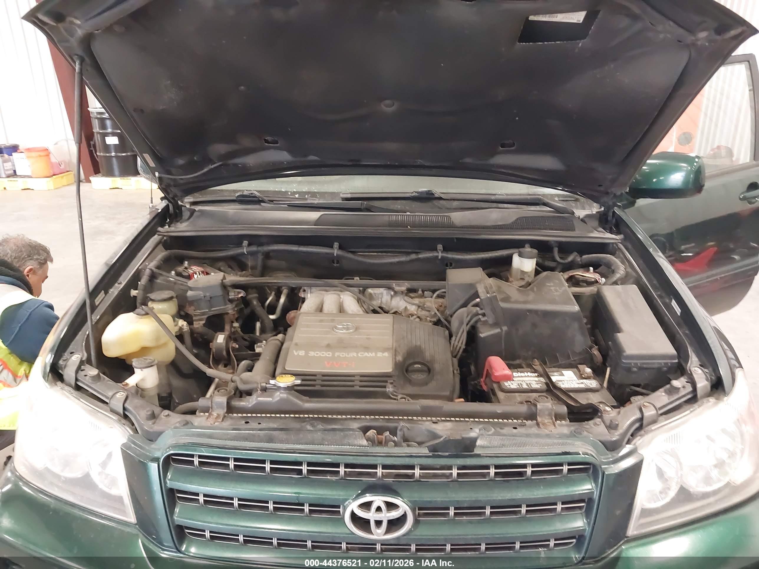 TOYOTA HIGHLANDER image 10