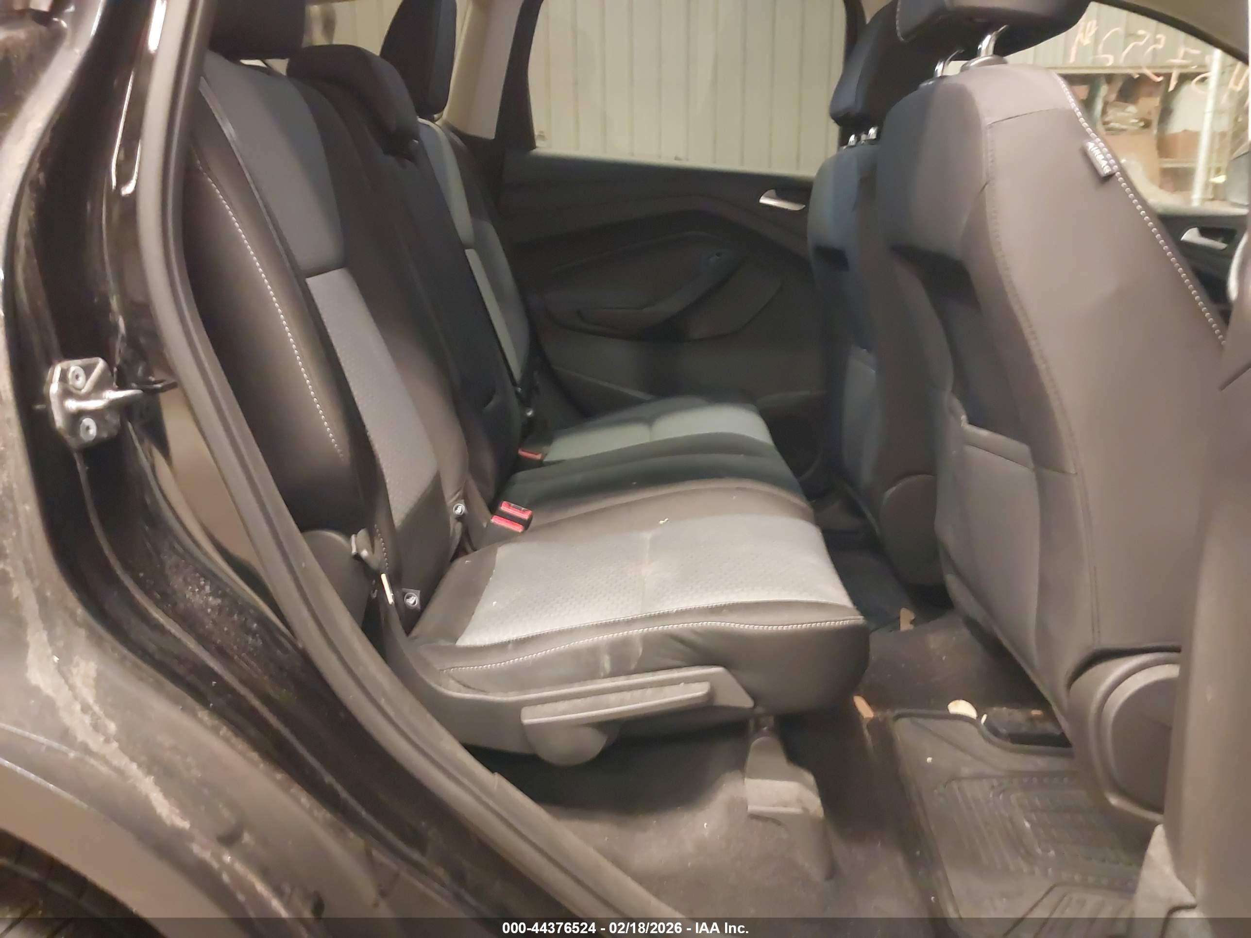 FORD ESCAPE image 8