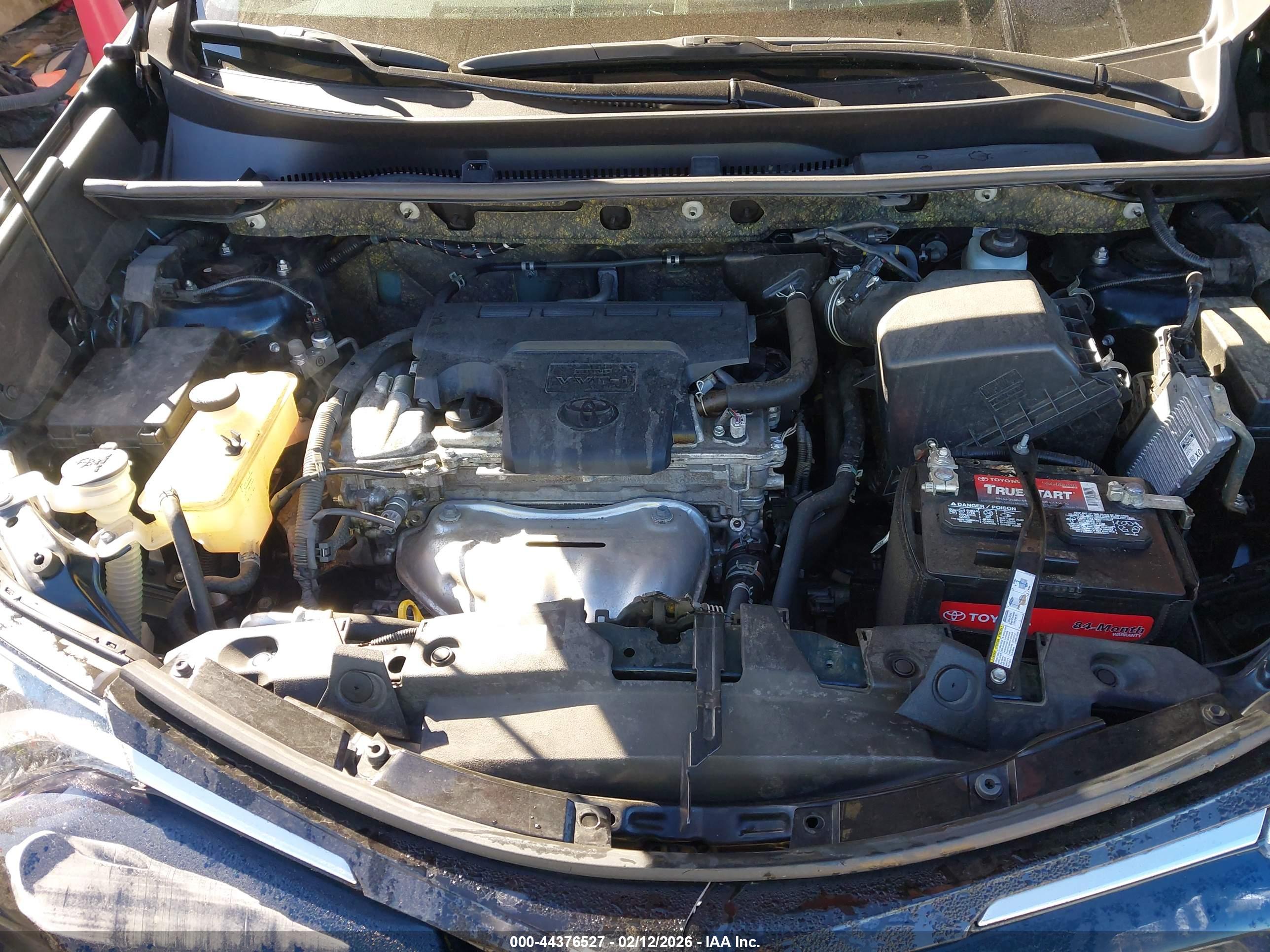 TOYOTA RAV4 image 10