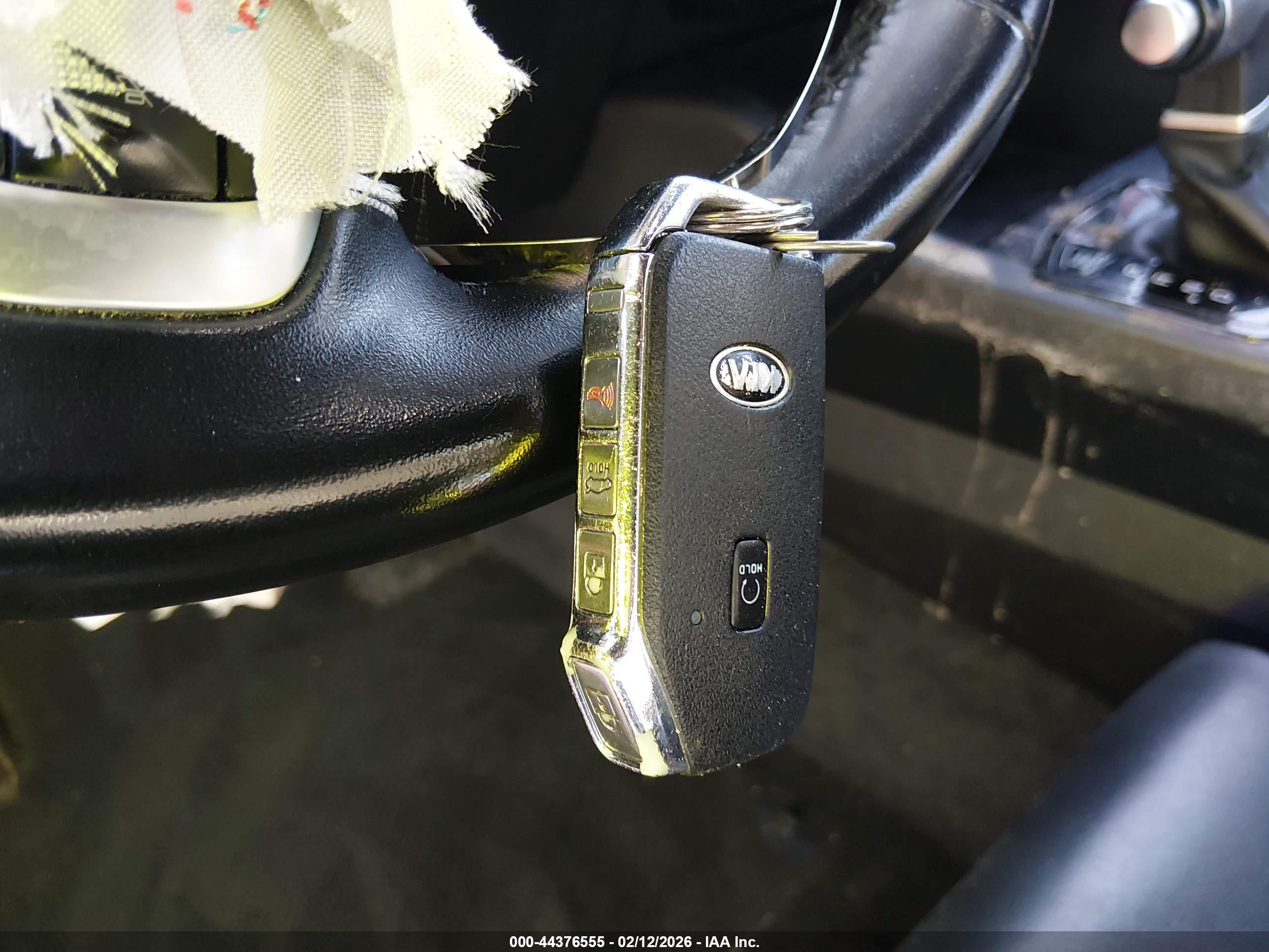 KIA K5 image 11