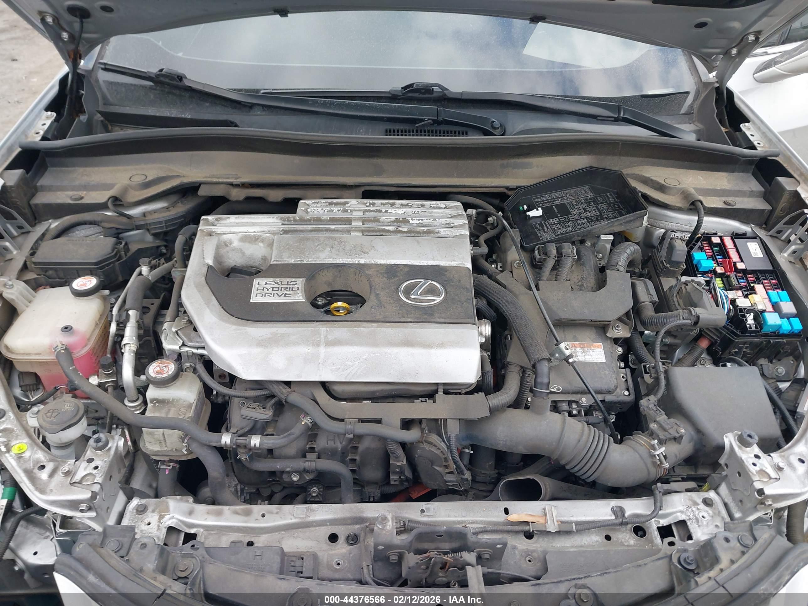 LEXUS UX image 10