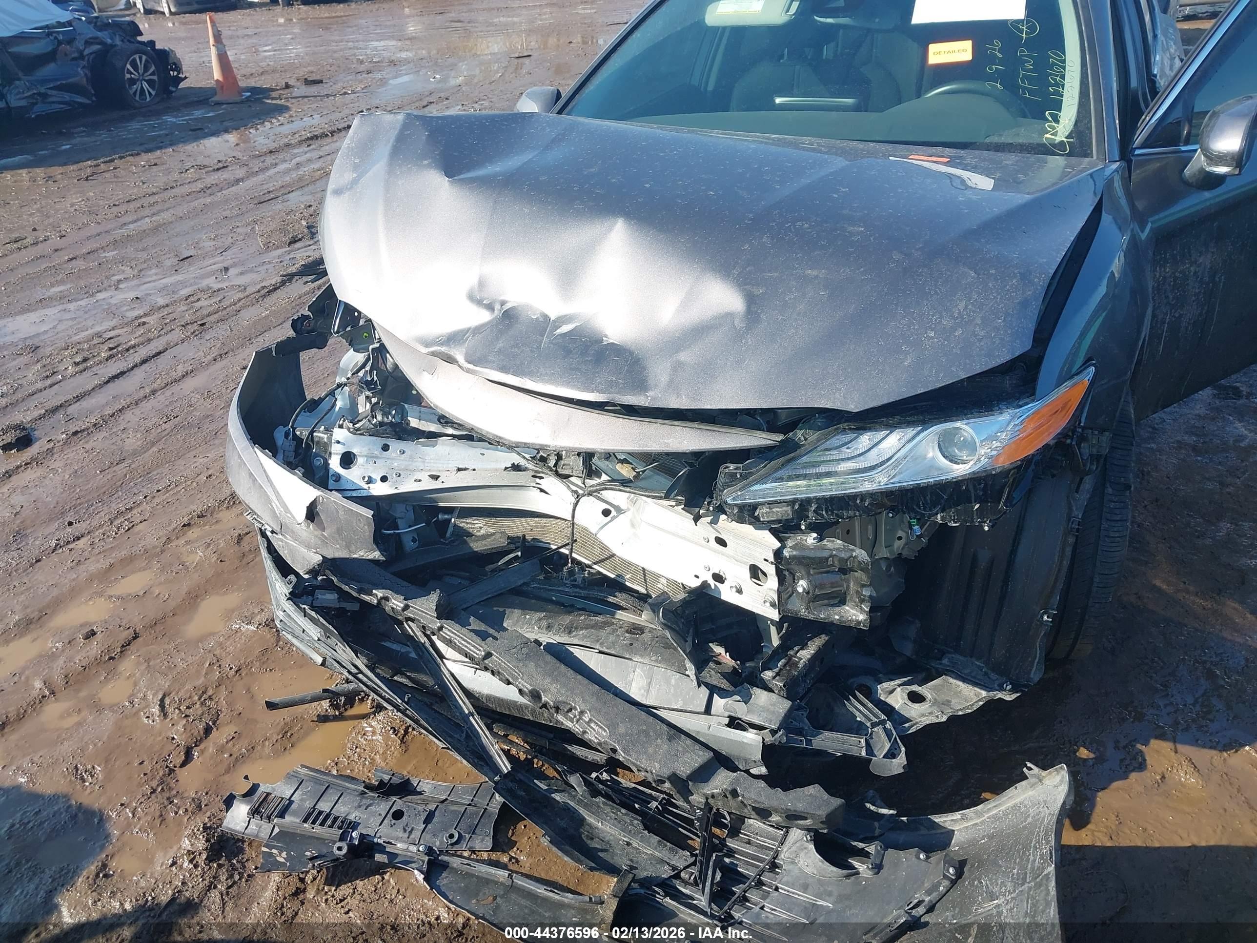 TOYOTA CAMRY image 6