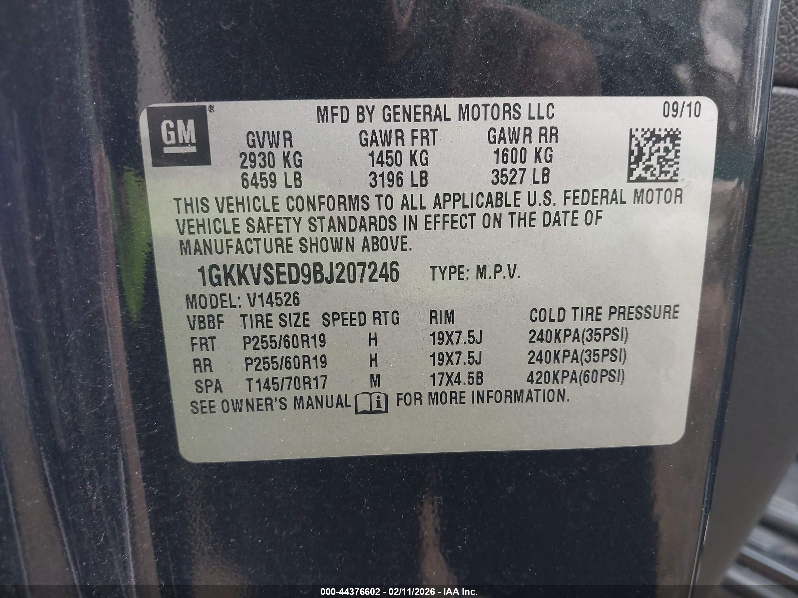 GMC ACADIA image 9