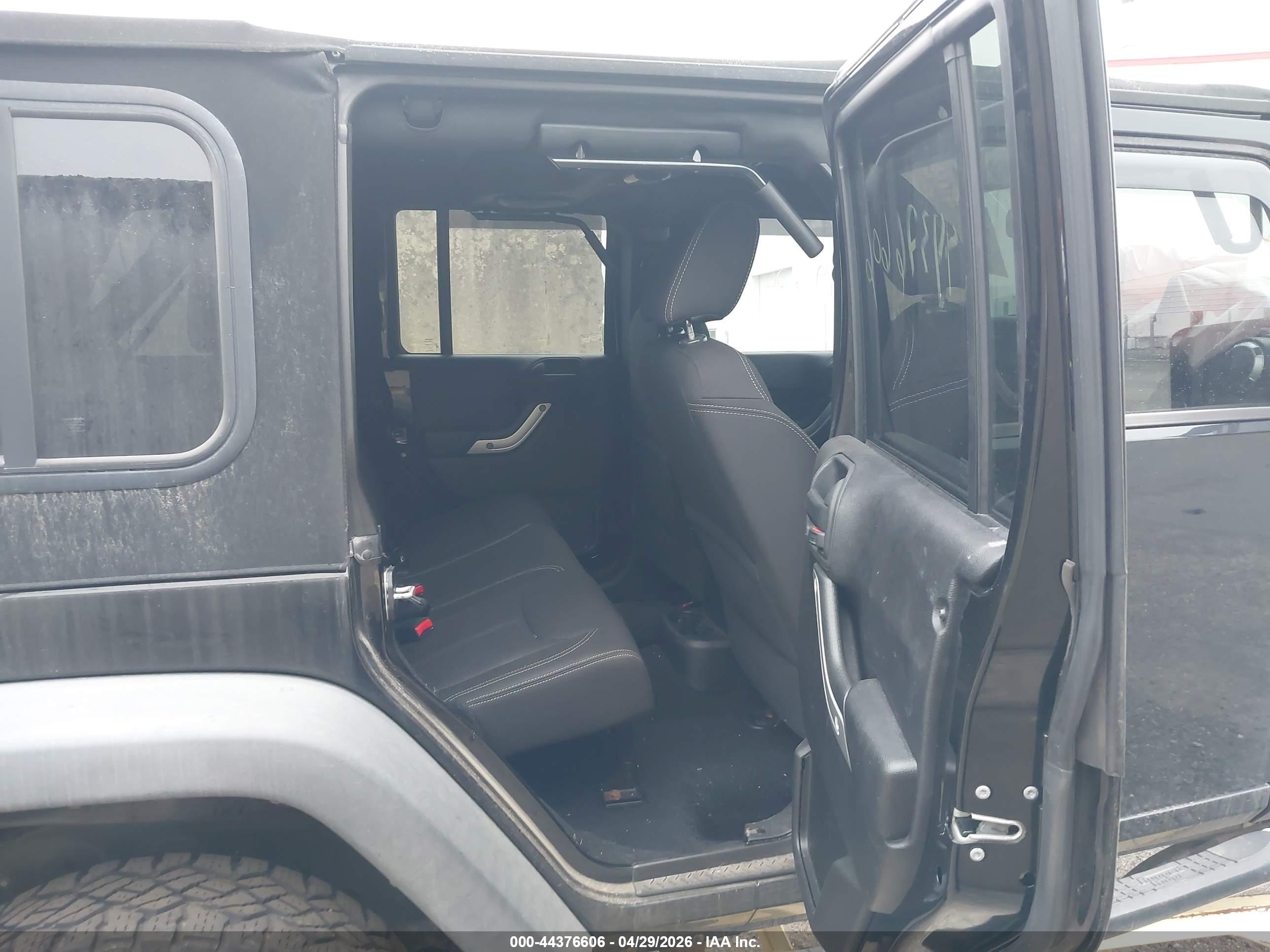 JEEP WRANGLER image 8