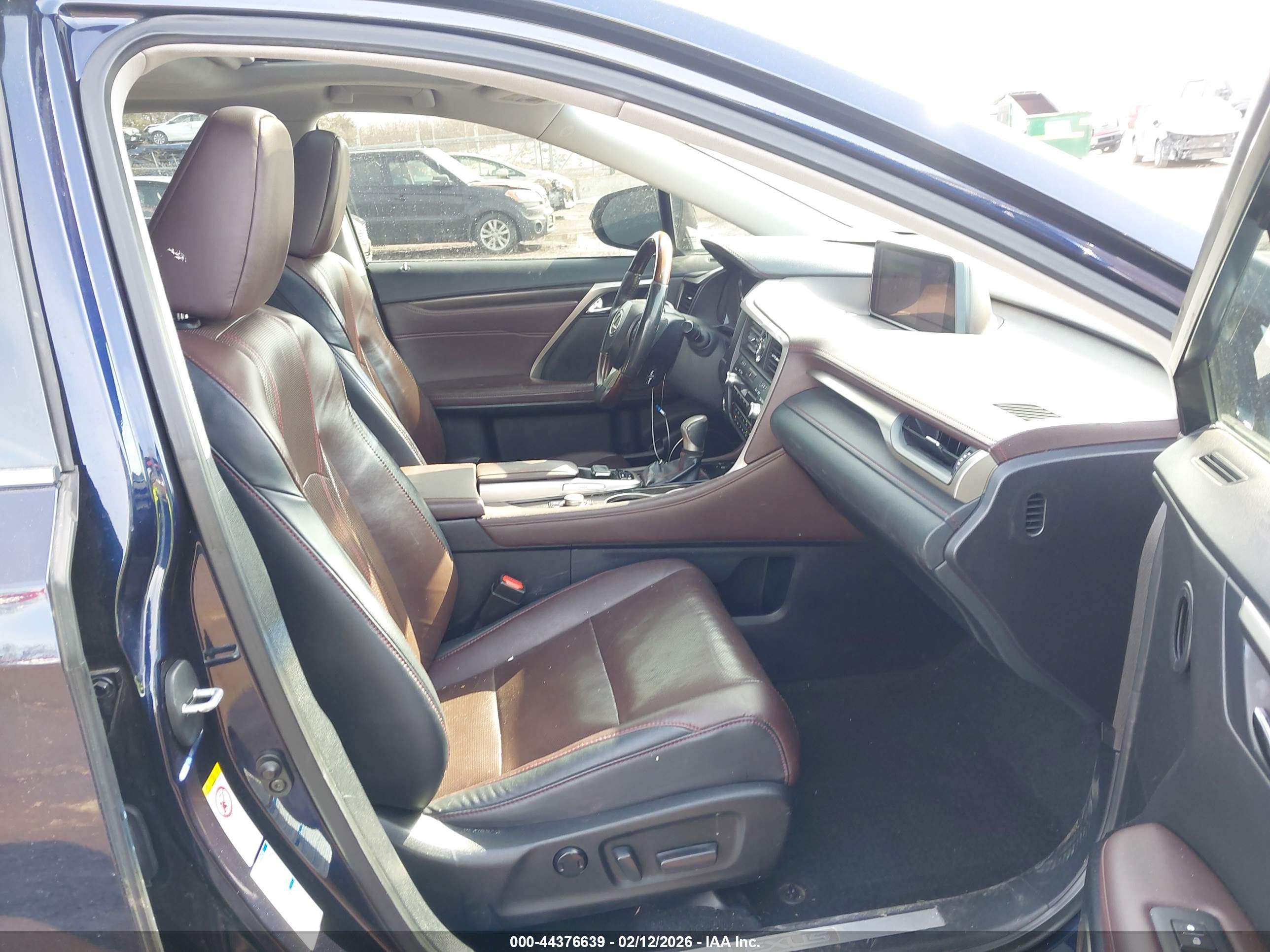 LEXUS RX image 5