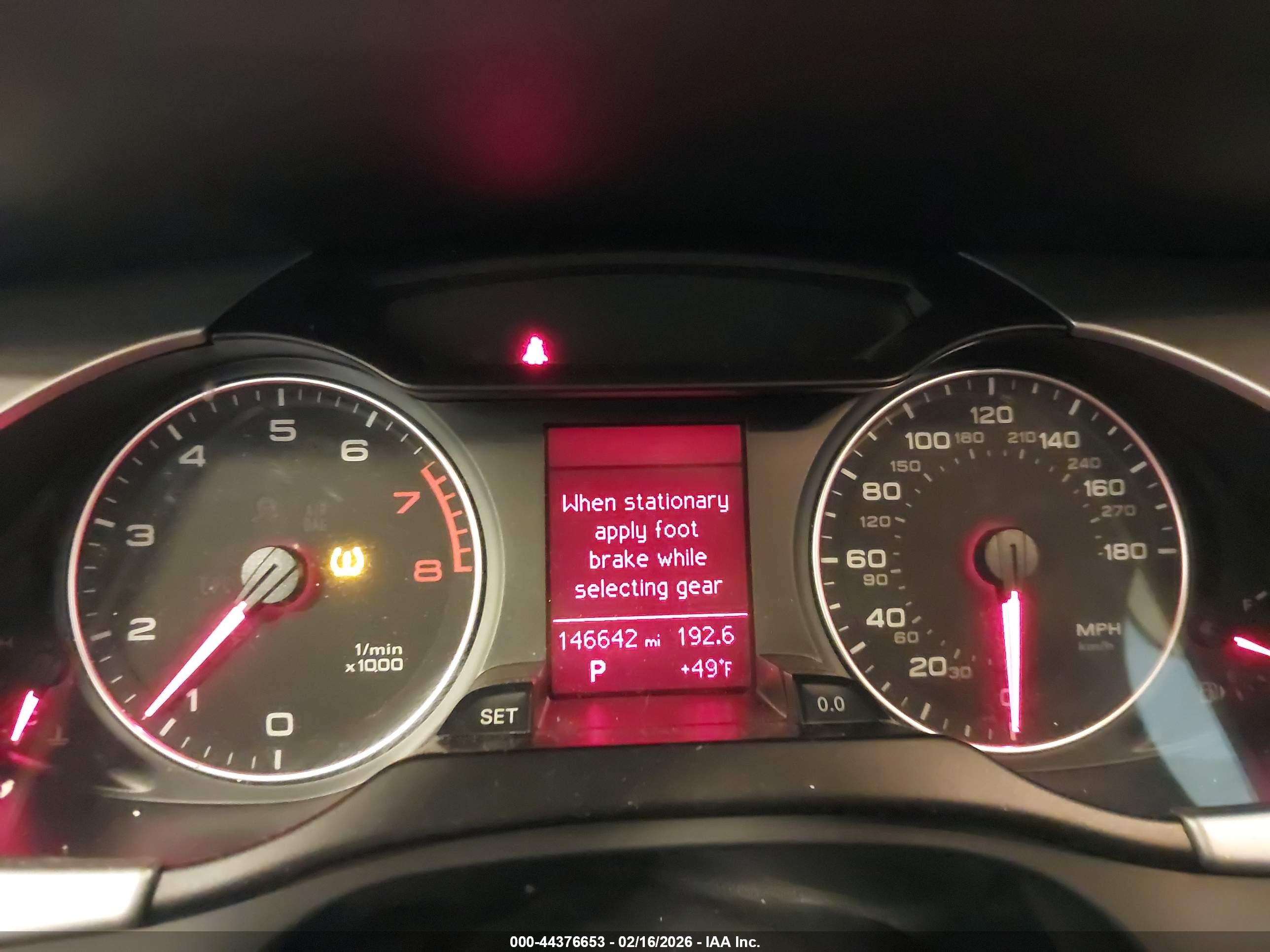 AUDI A4 image 7