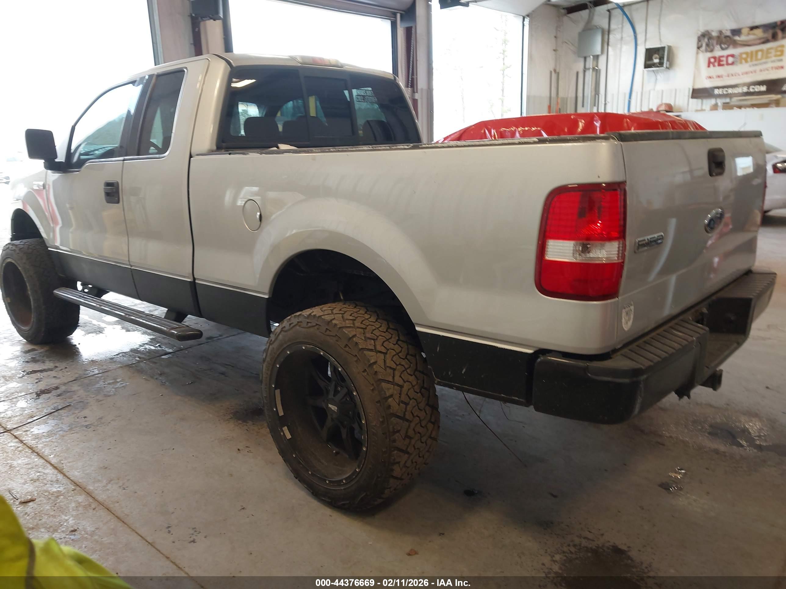FORD F-150 image 3
