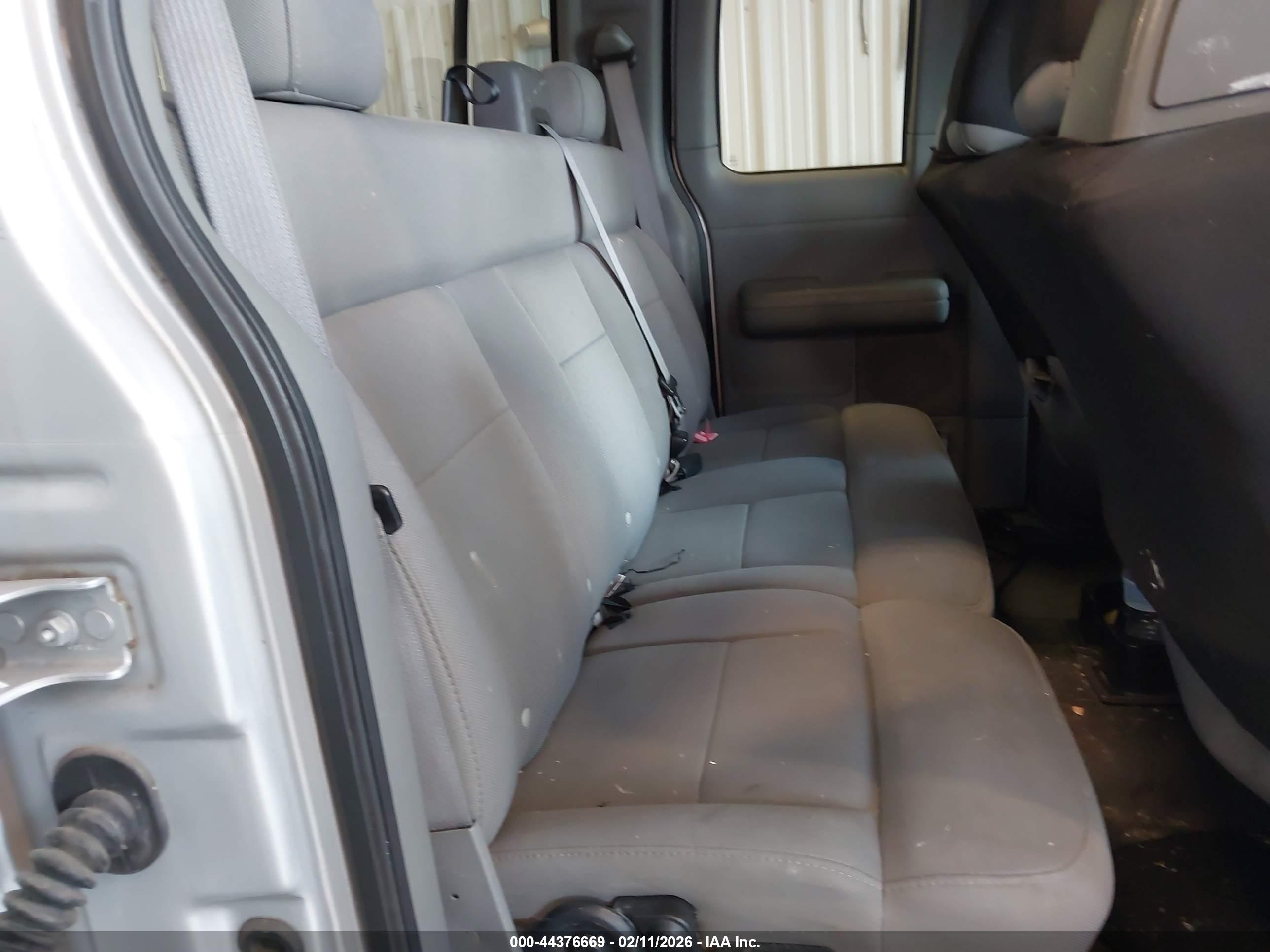 FORD F-150 image 8