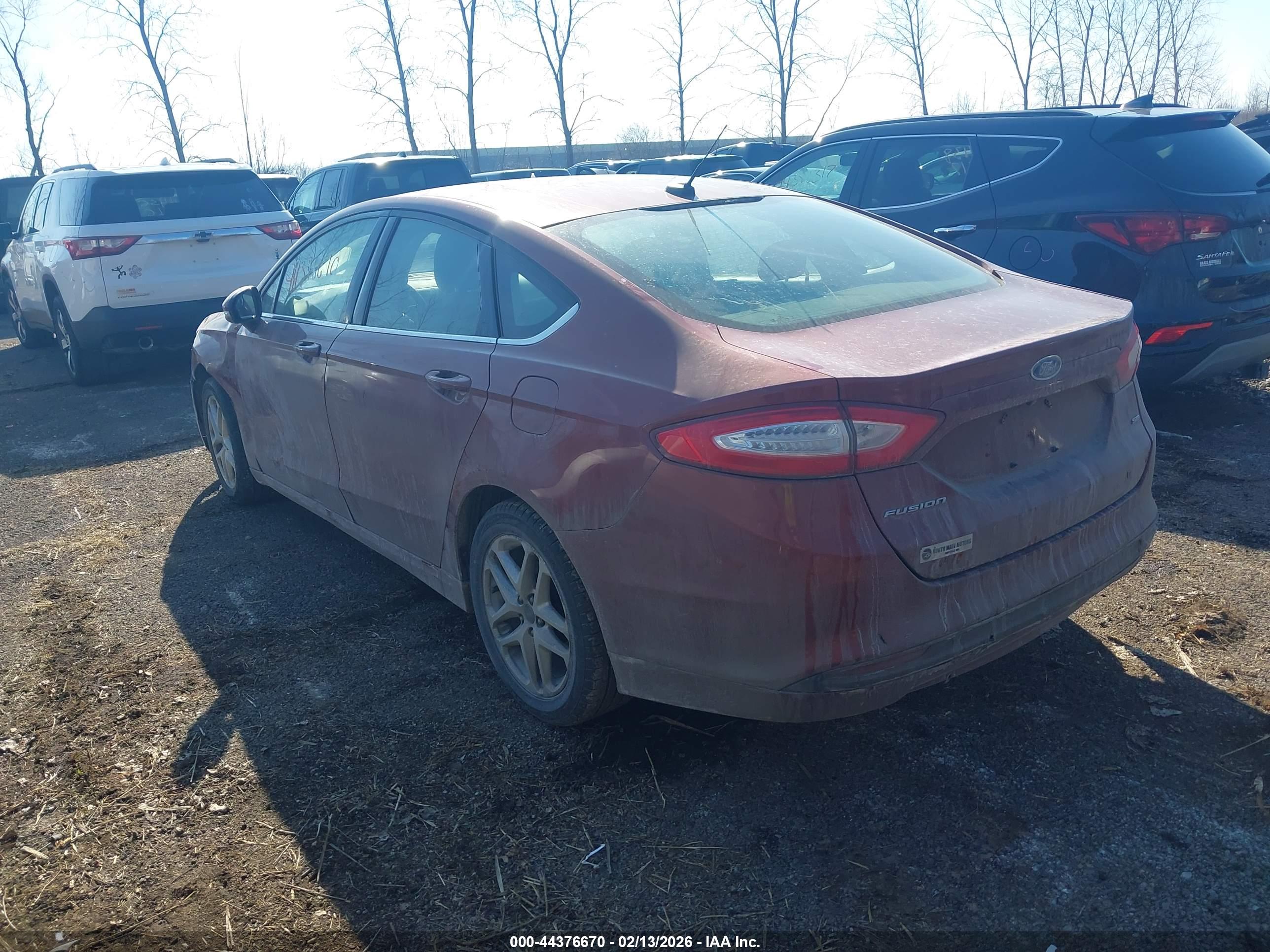 FORD FUSION image 3