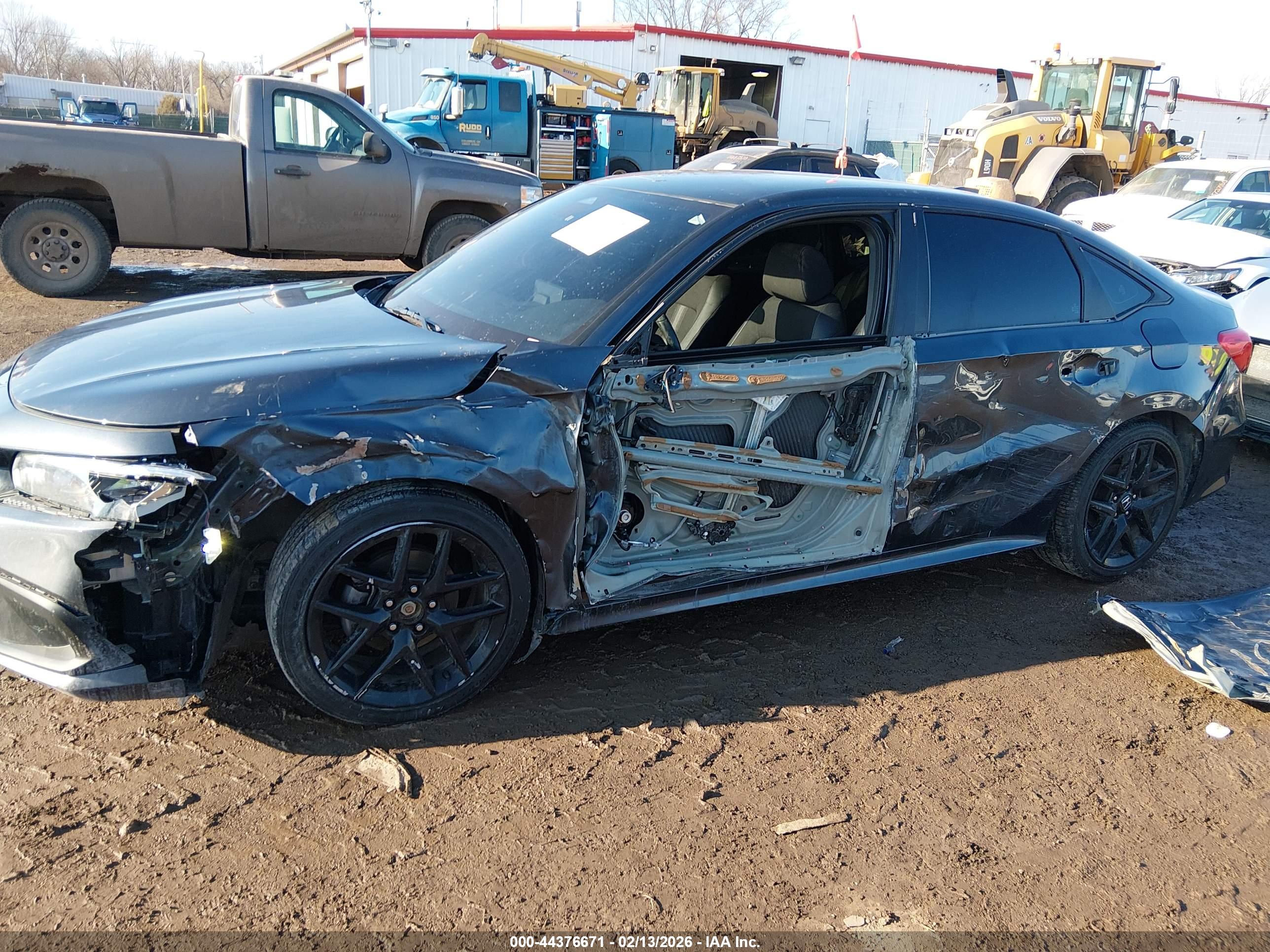 HONDA CIVIC image 6
