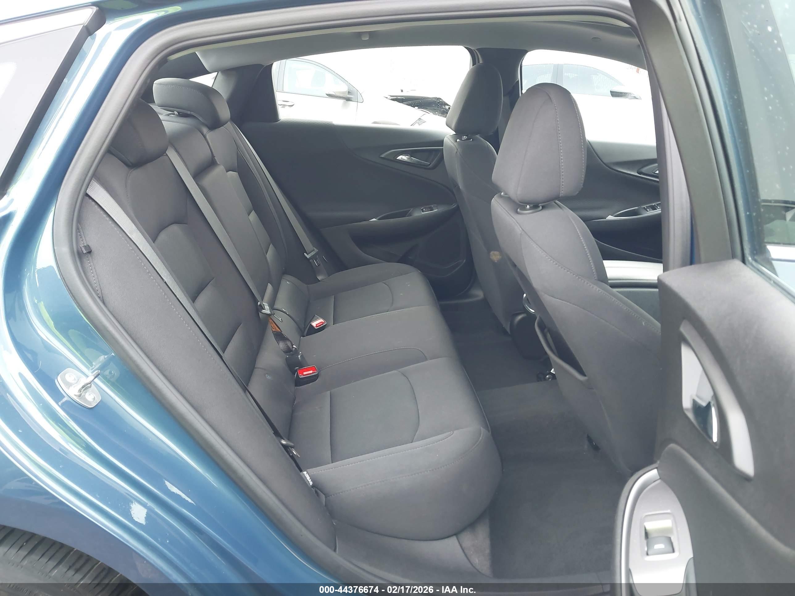 CHEVROLET MALIBU image 8