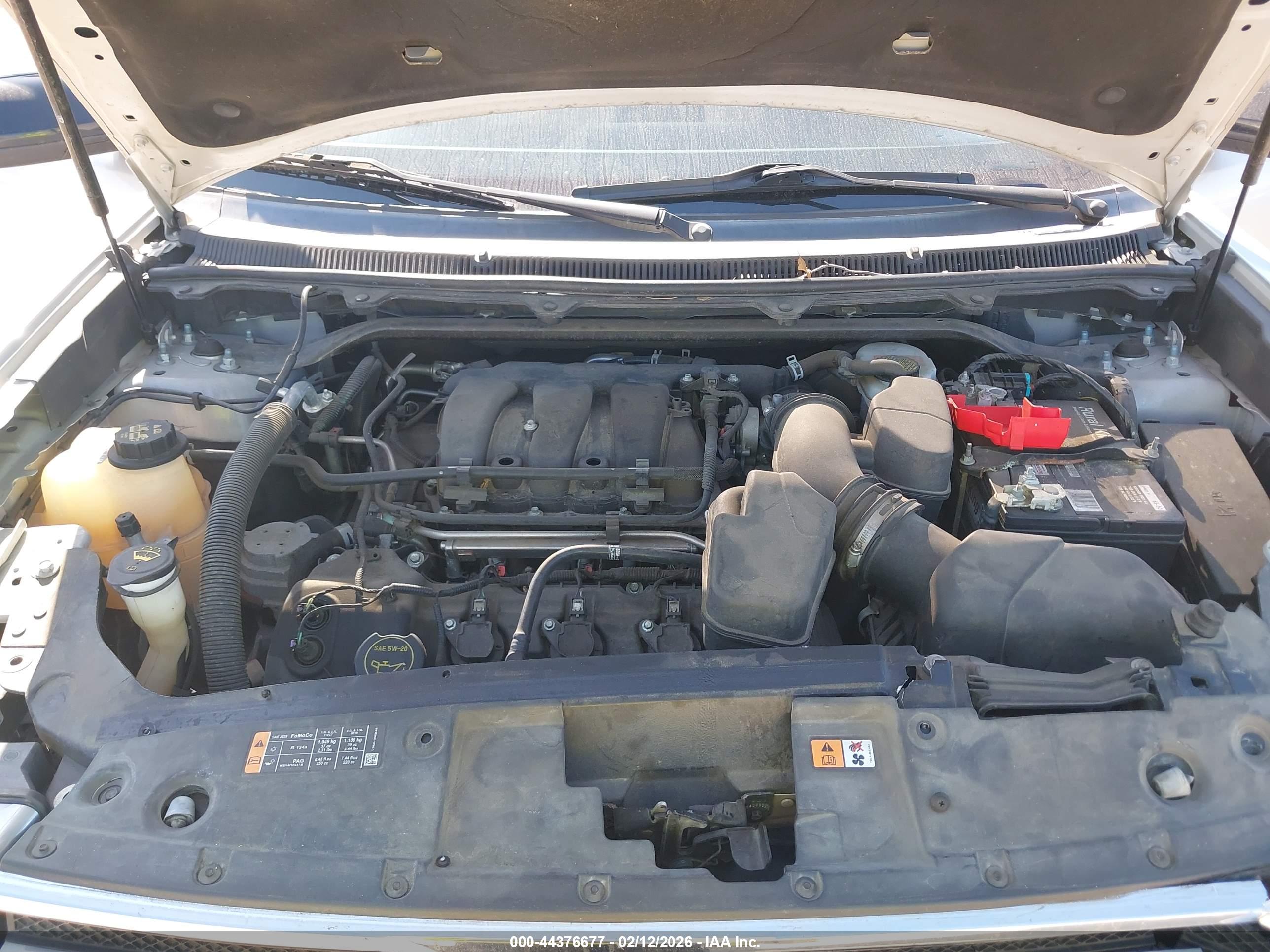FORD FLEX image 10