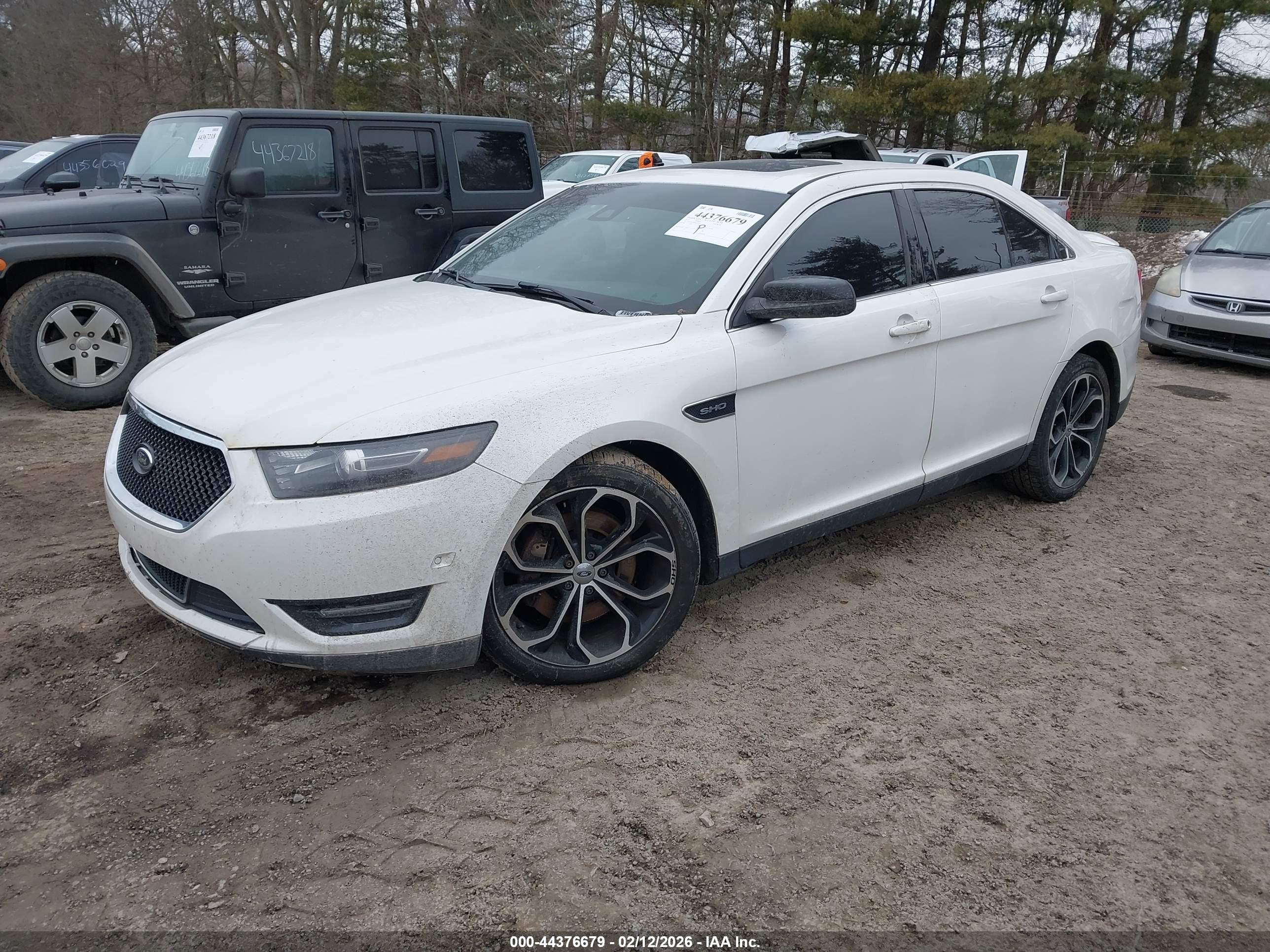 FORD TAURUS image 2