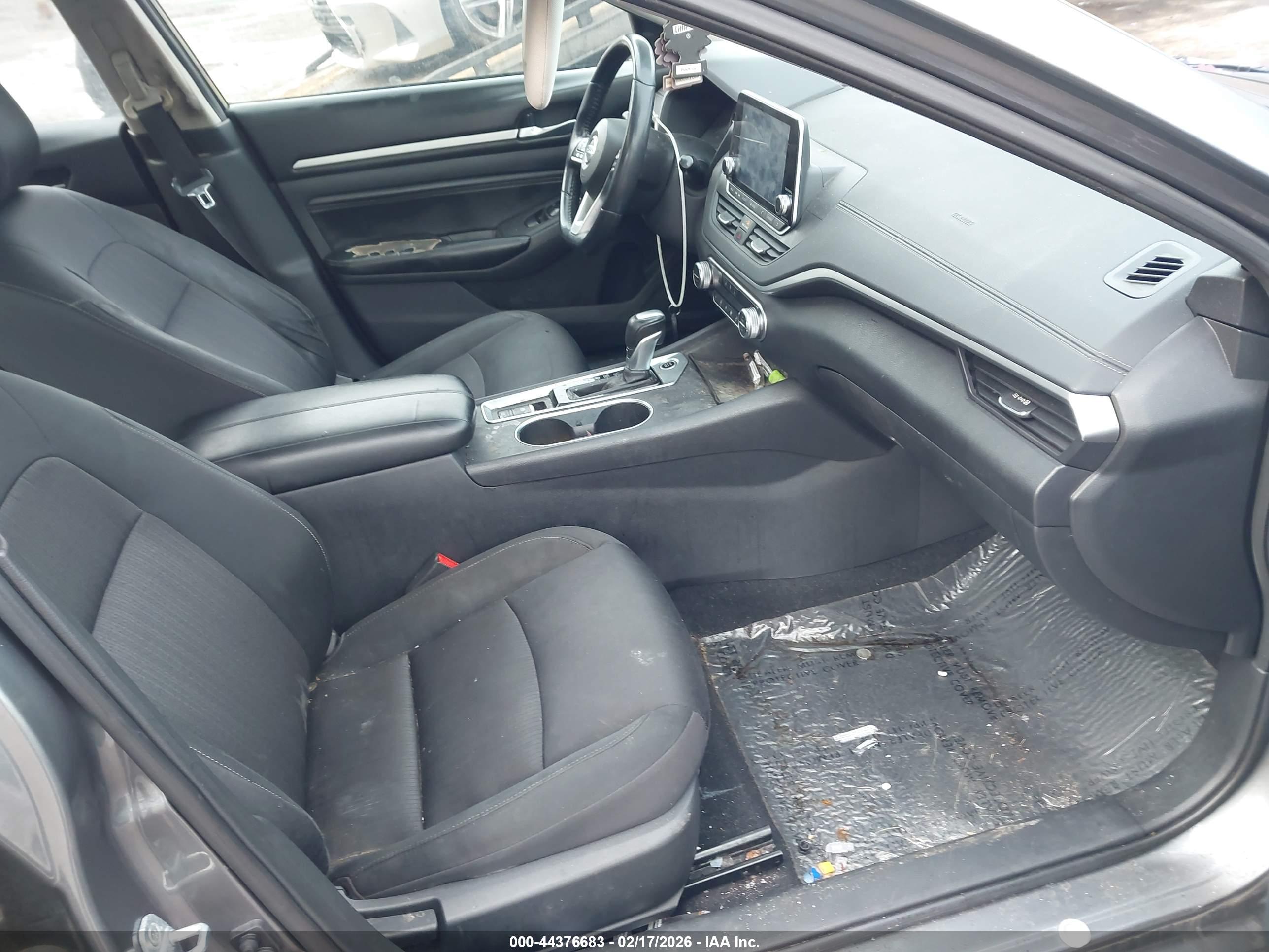 NISSAN ALTIMA image 5