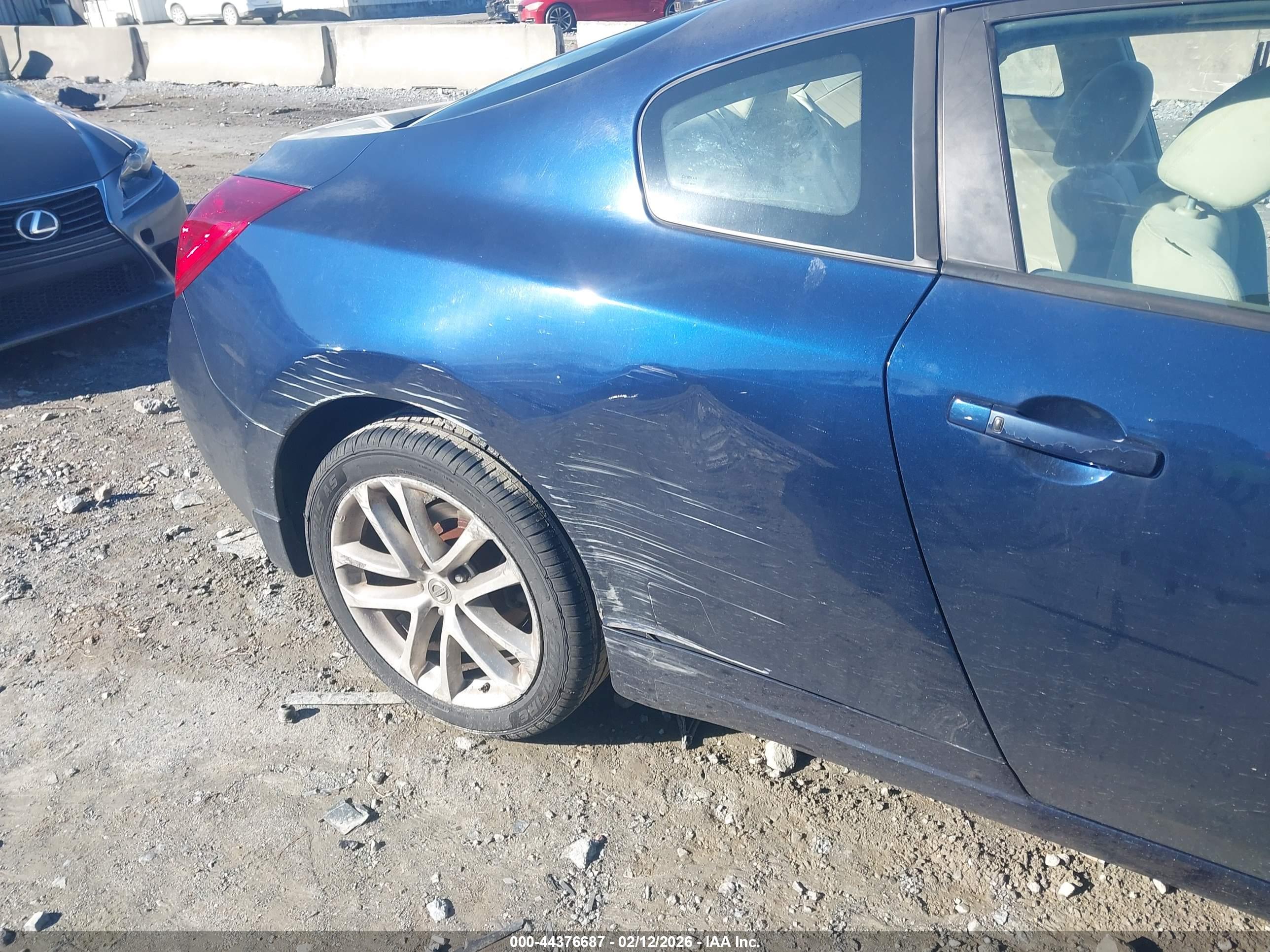 NISSAN ALTIMA image 6