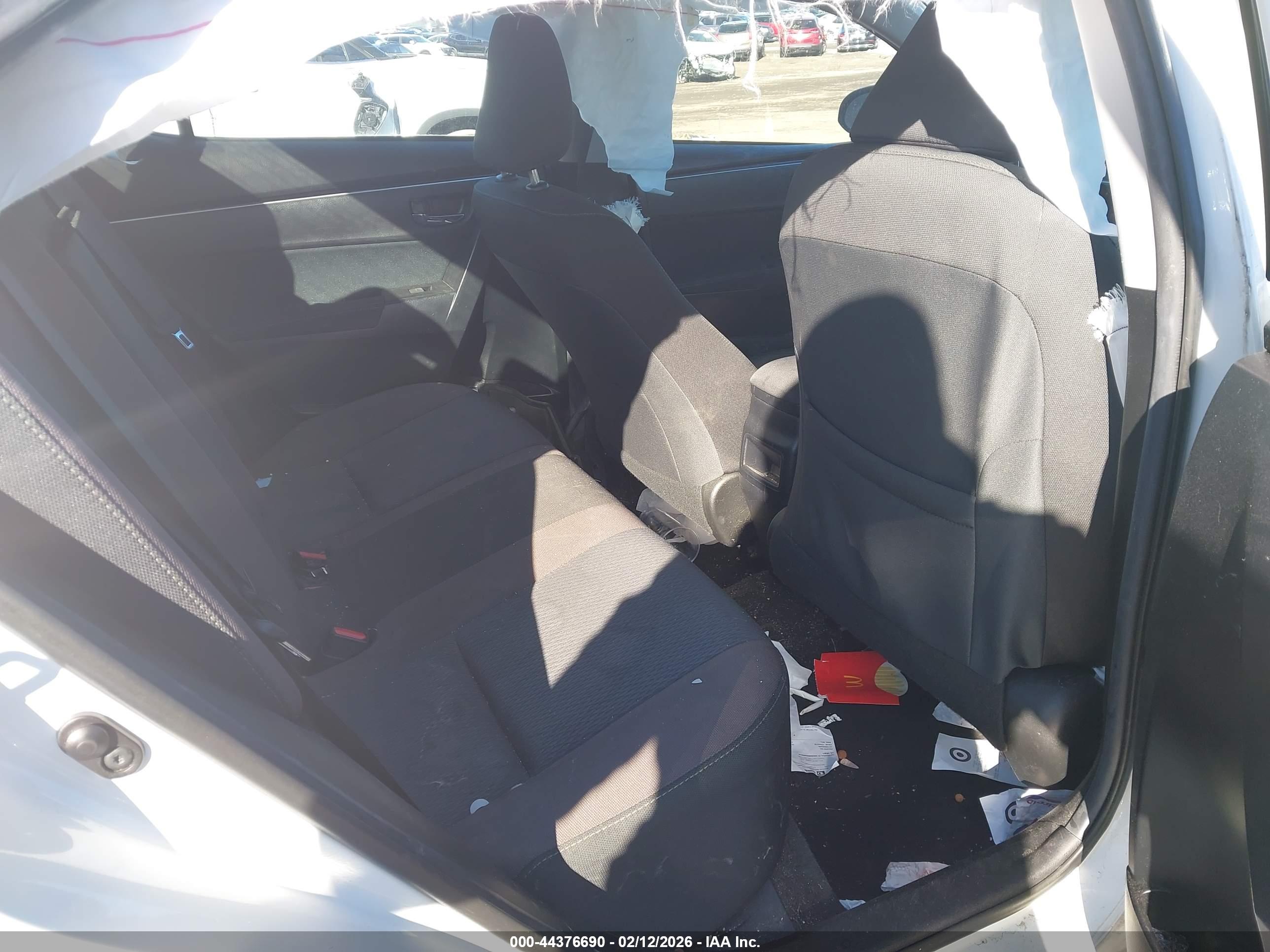 TOYOTA COROLLA image 8