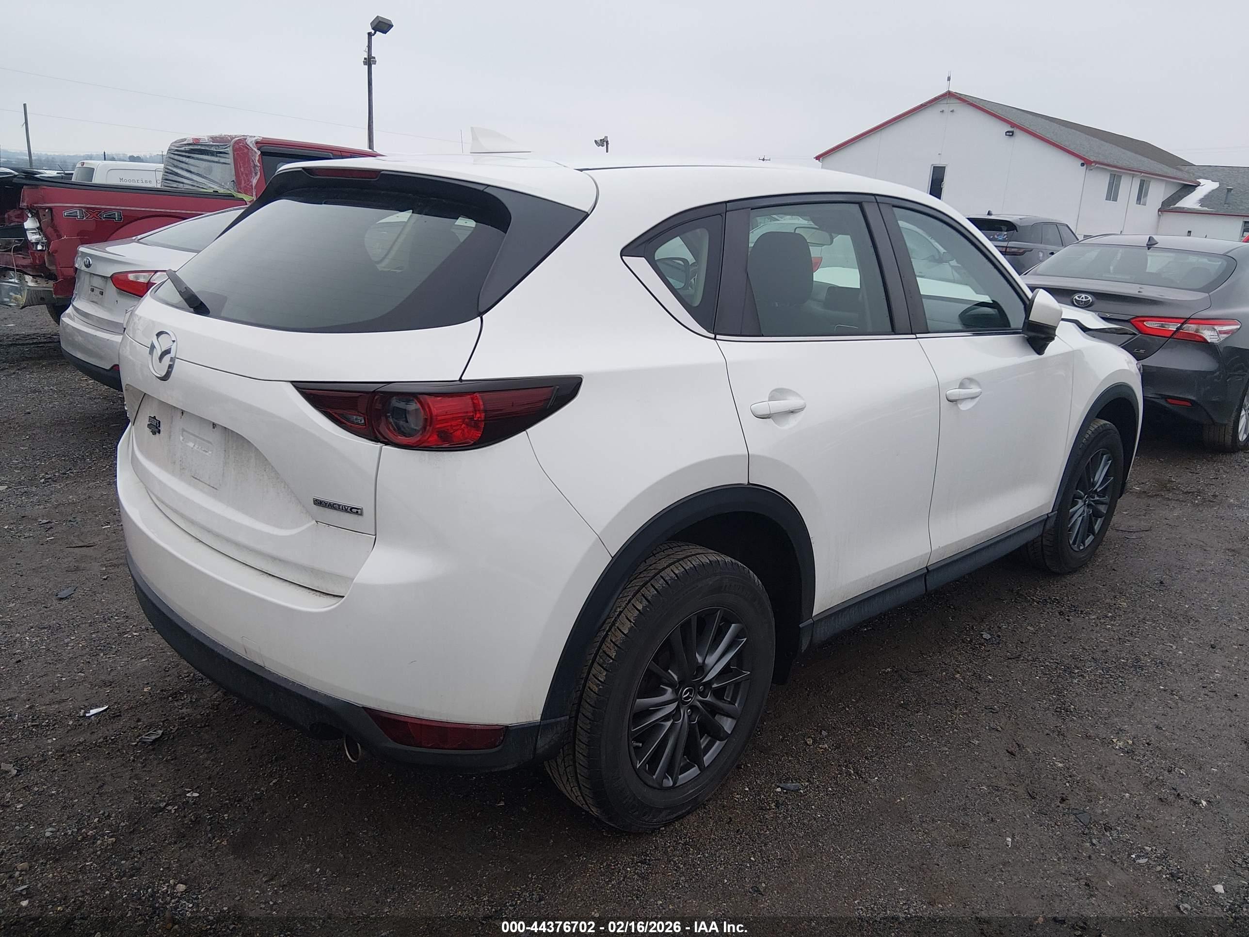 MAZDA CX-5 image 4