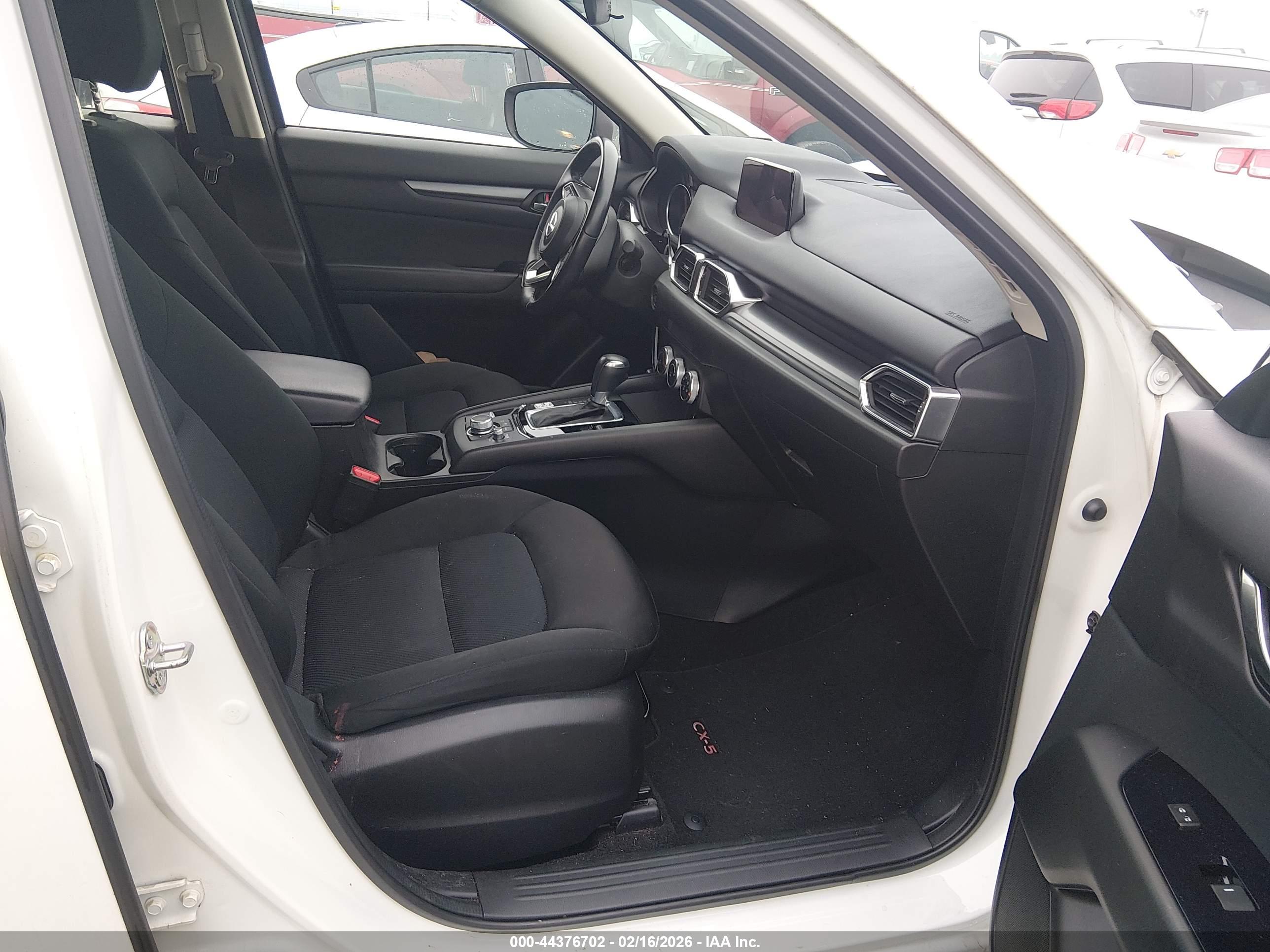 MAZDA CX-5 image 5