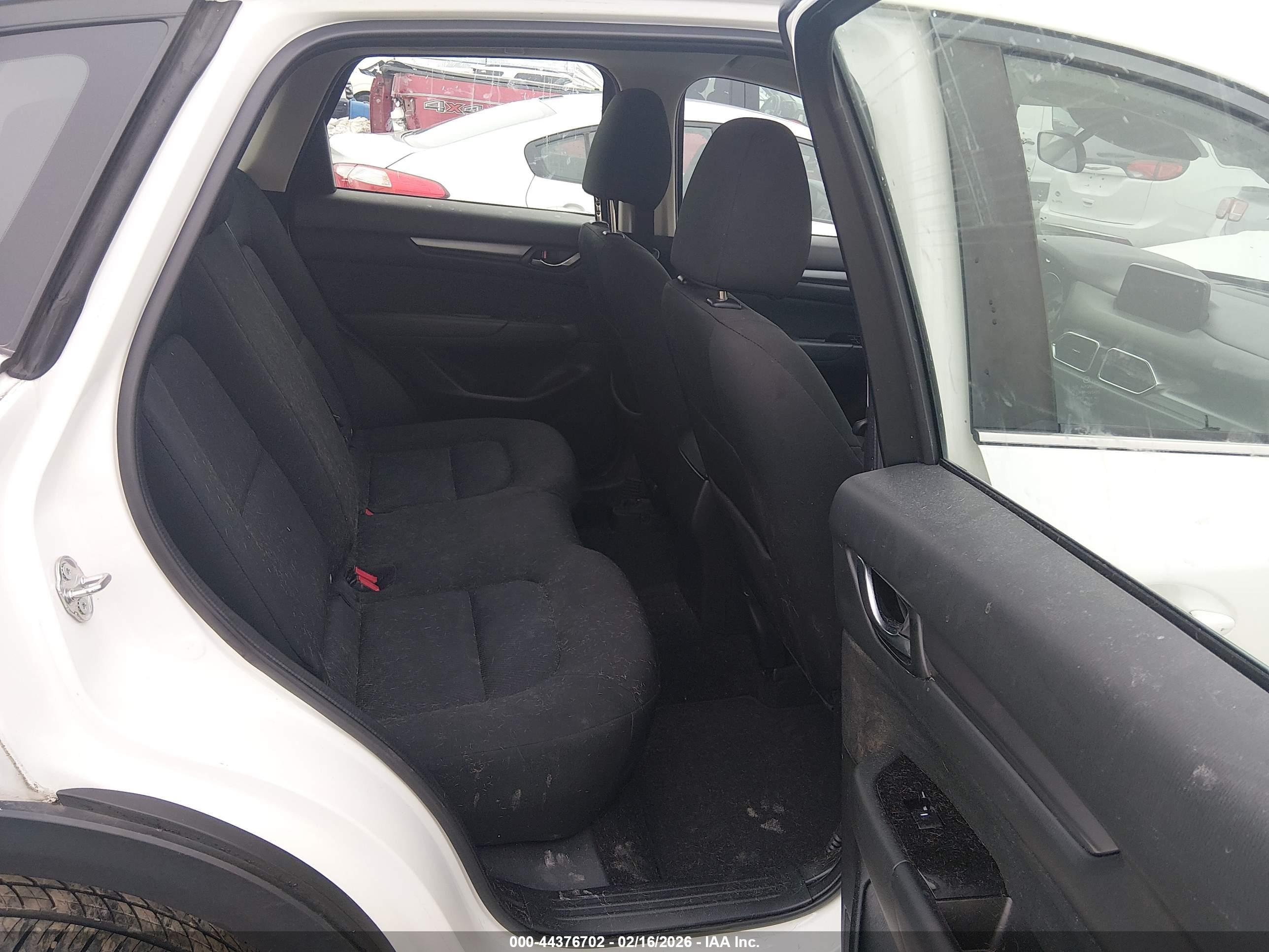 MAZDA CX-5 image 8