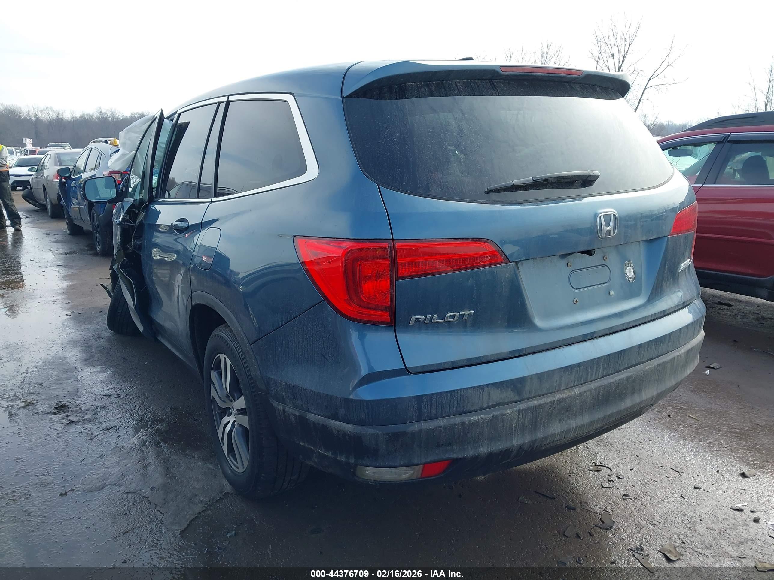 HONDA PILOT image 3