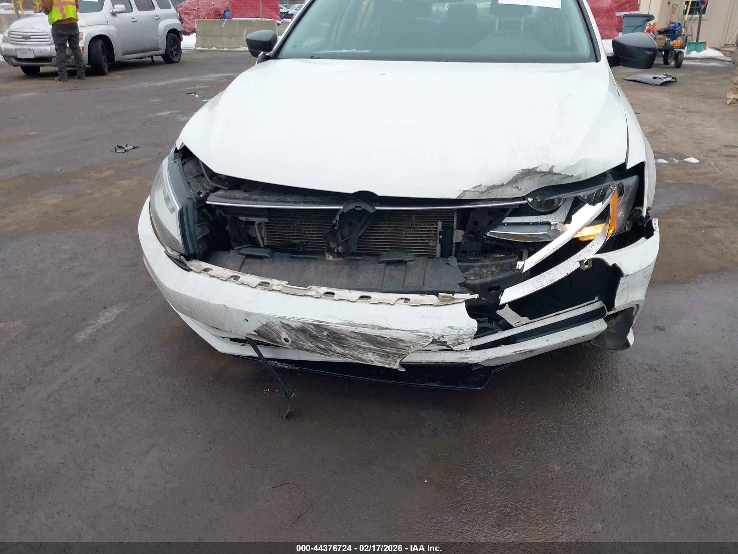 VOLKSWAGEN JETTA image 6