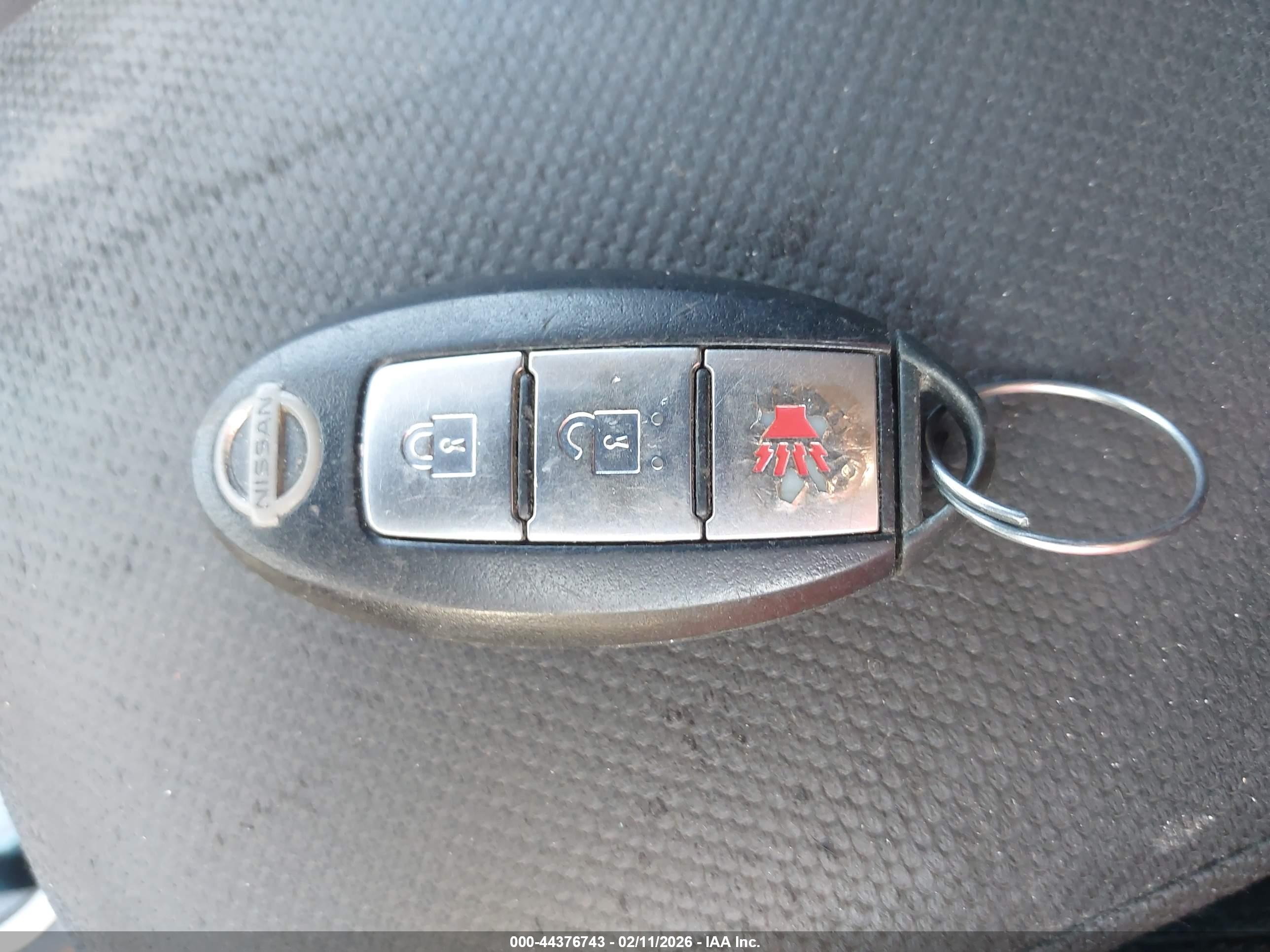 NISSAN ROGUE image 11