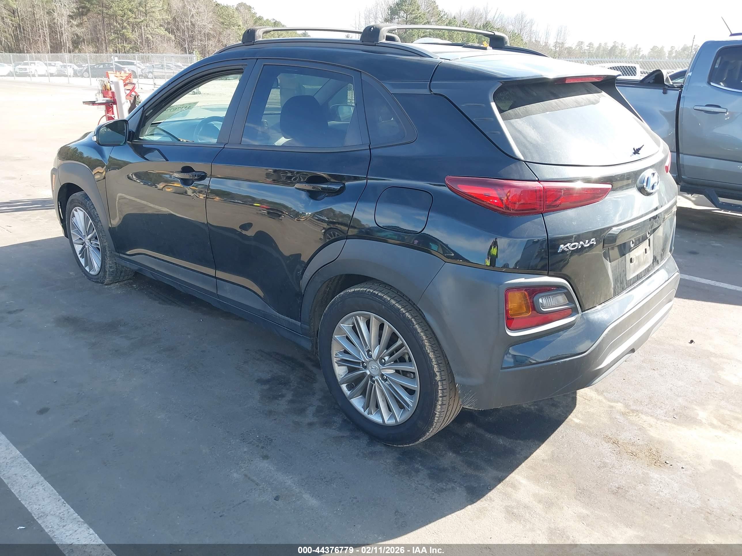 HYUNDAI KONA image 3