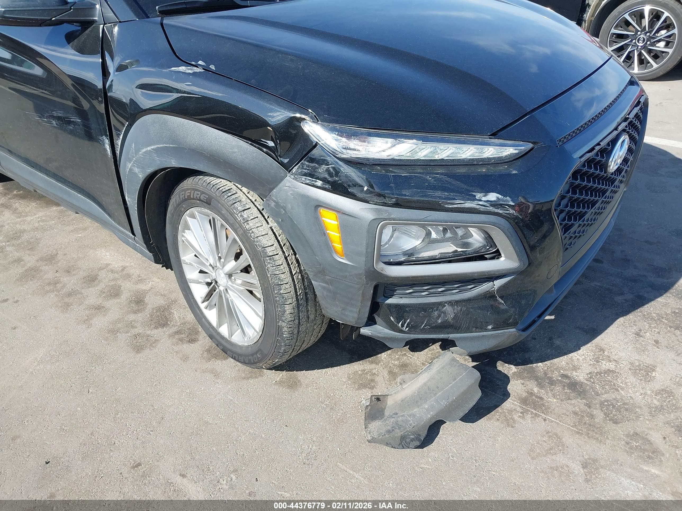 HYUNDAI KONA image 6
