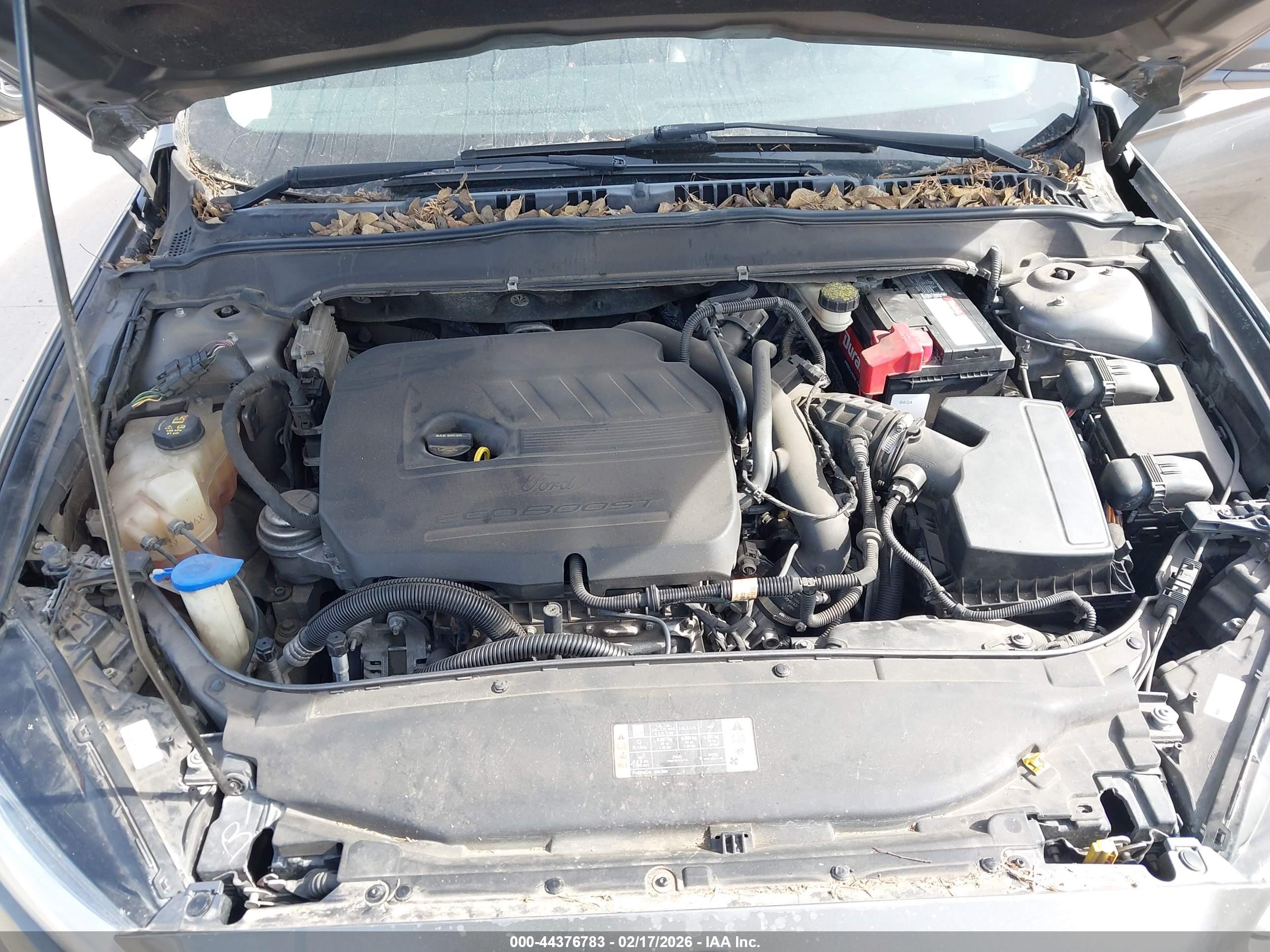 FORD FUSION image 10