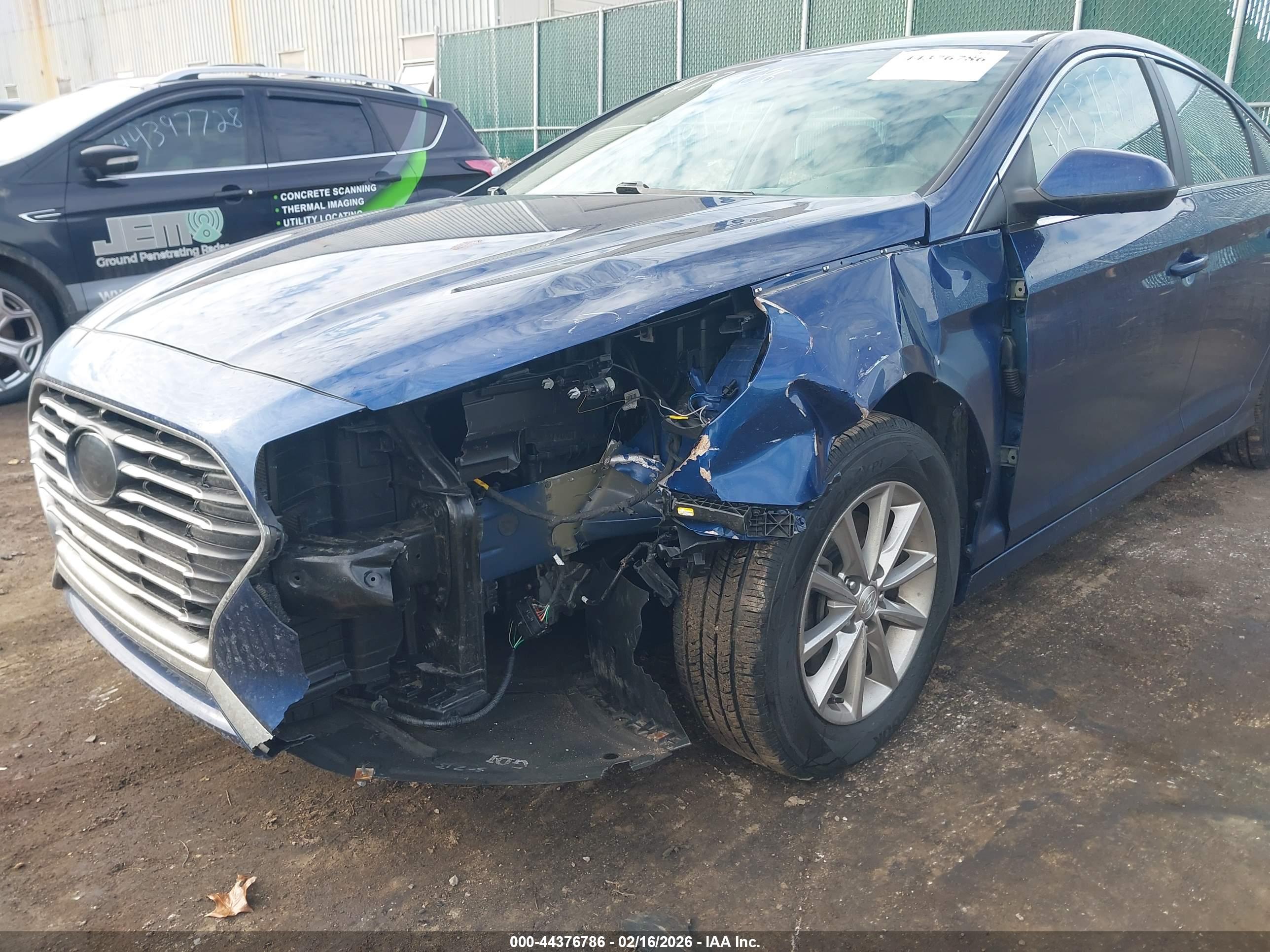 HYUNDAI SONATA image 6