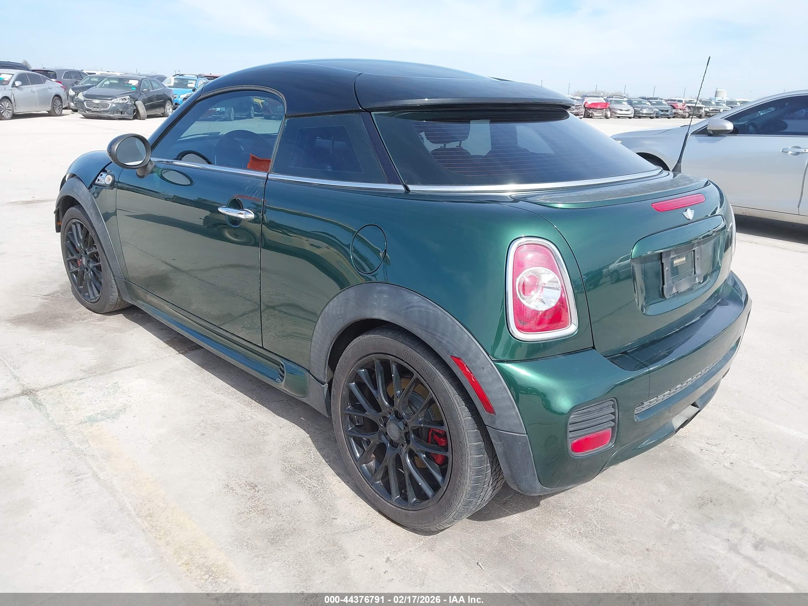 MINI COUPE image 3
