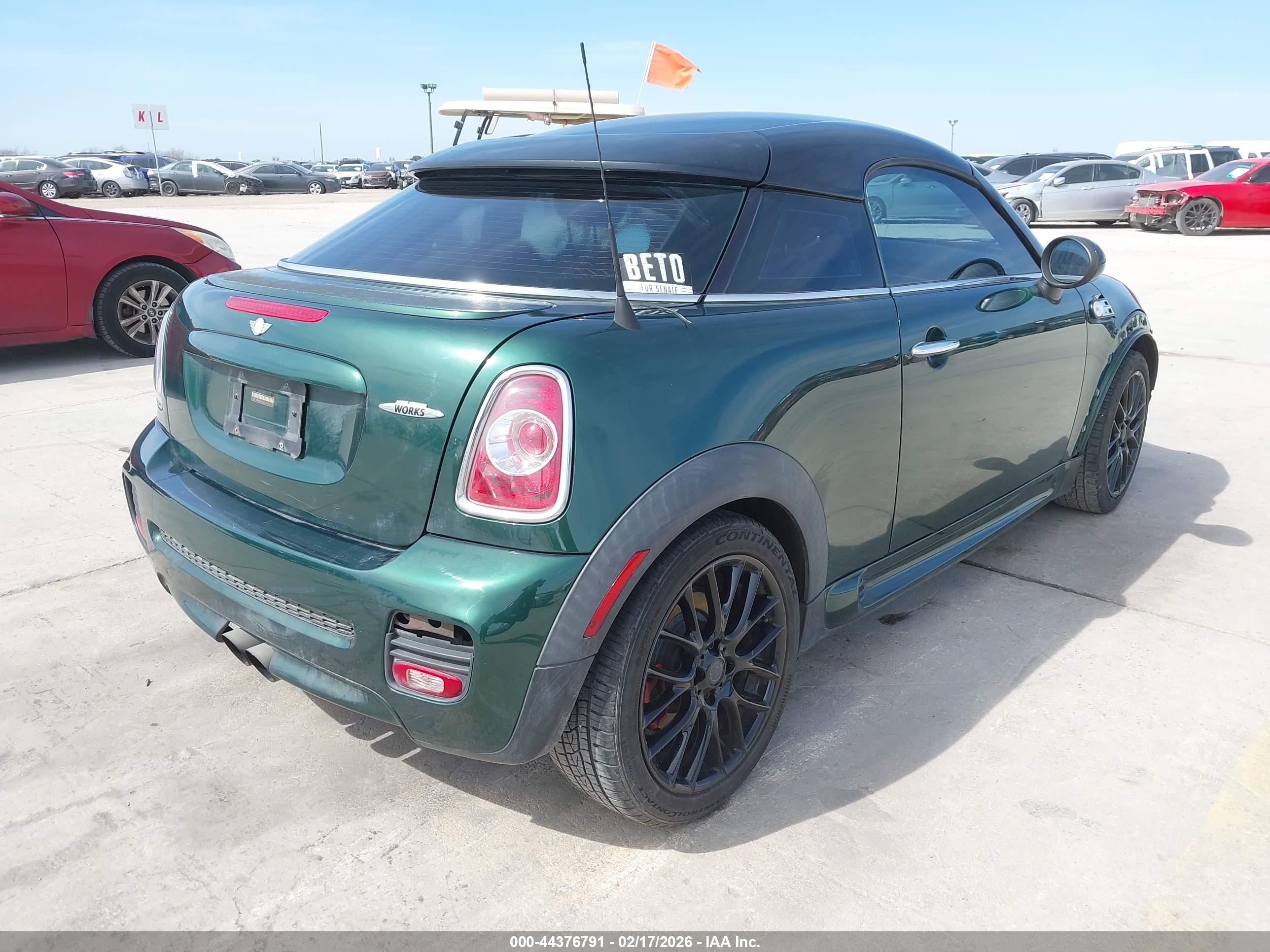 MINI COUPE image 4