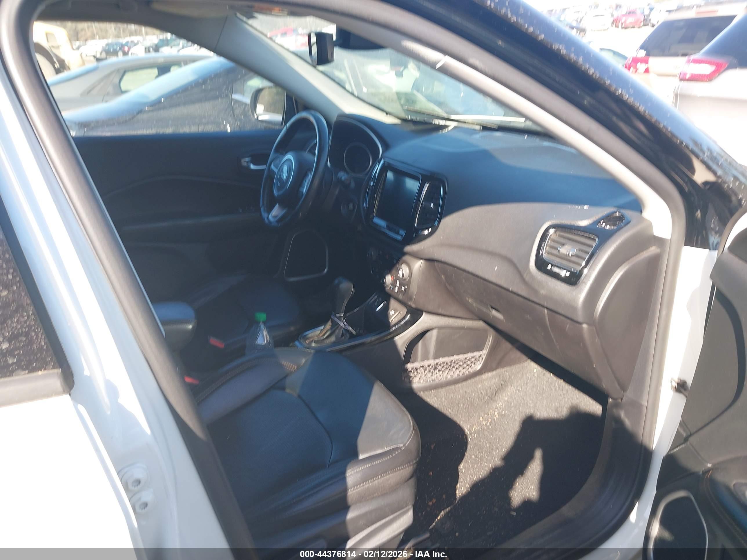 JEEP COMPASS image 5