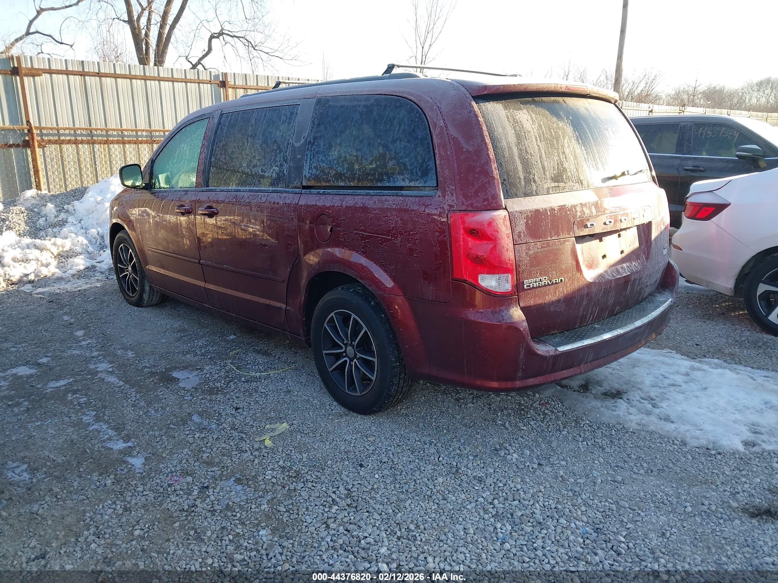 DODGE GRAND image 3