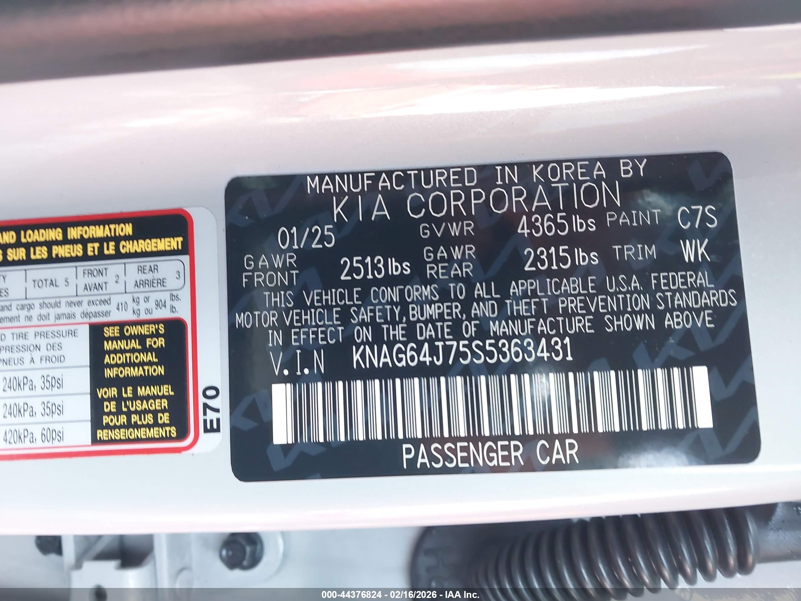 KIA K5 image 9