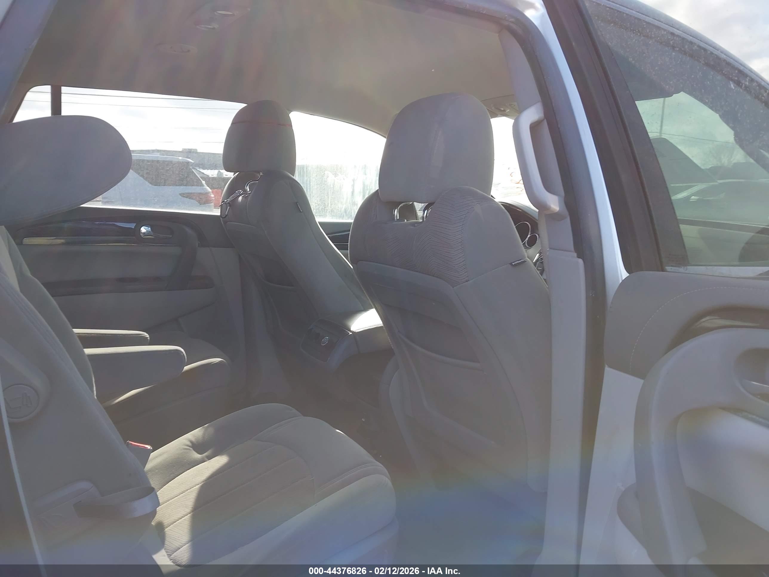BUICK ENCLAVE image 8