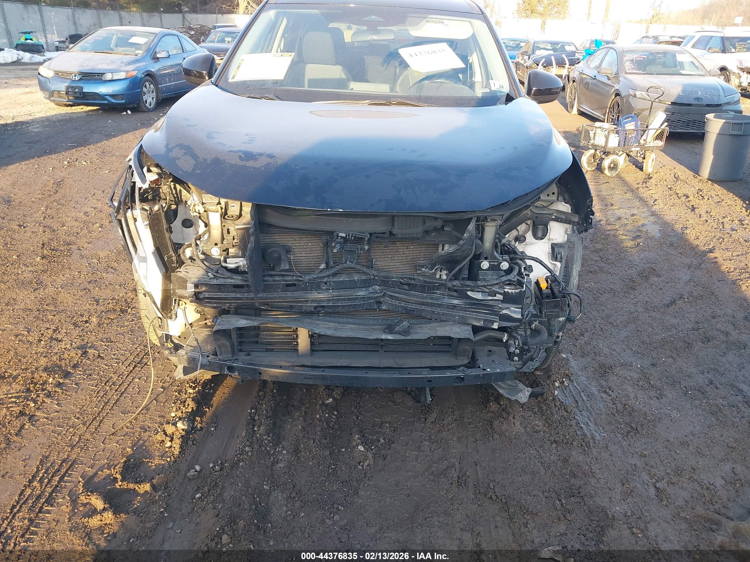 NISSAN ROGUE image 6